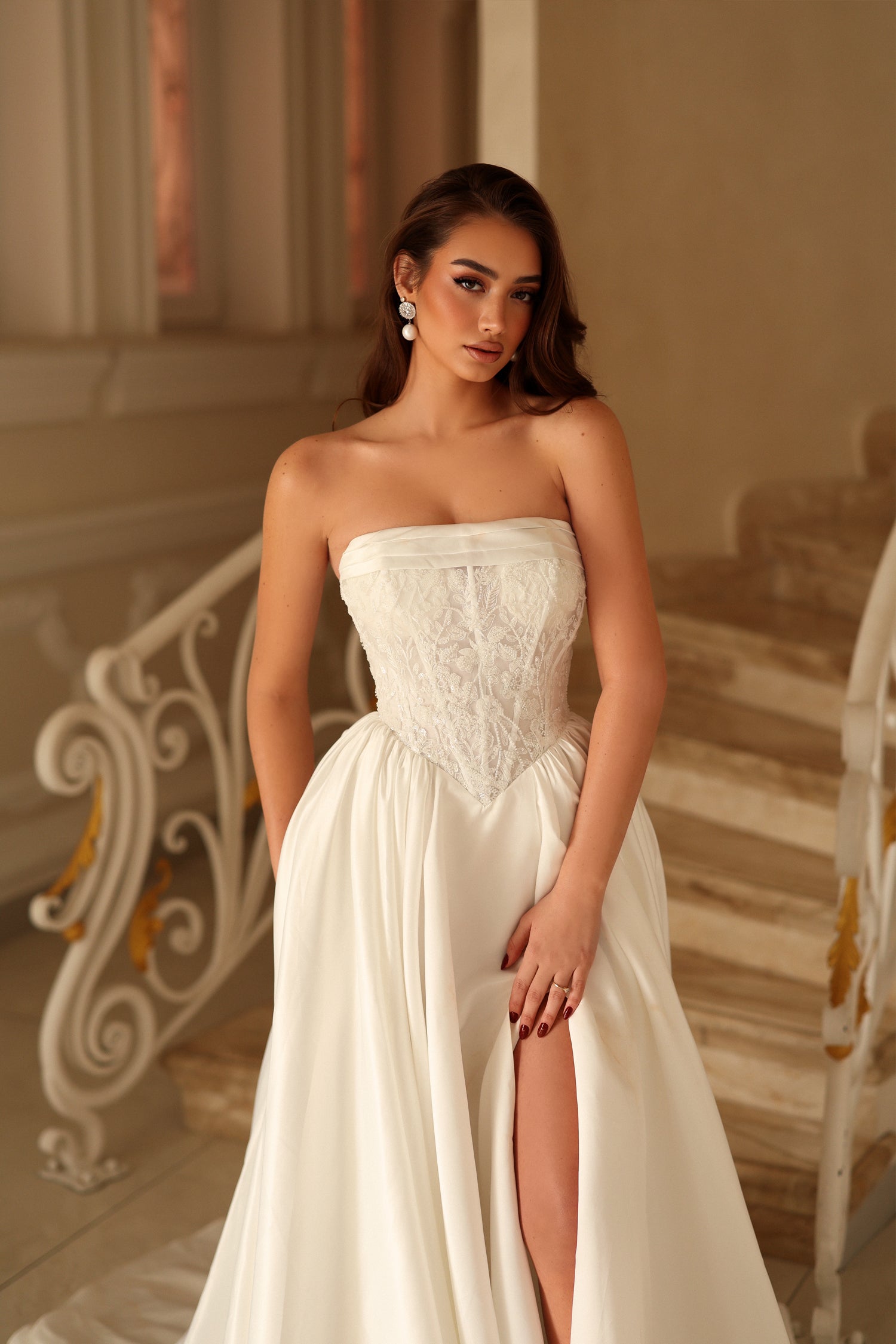 Strapless Straight Neck Floor-Length Satin Wedding Dress A-Line Tina Holly TE711