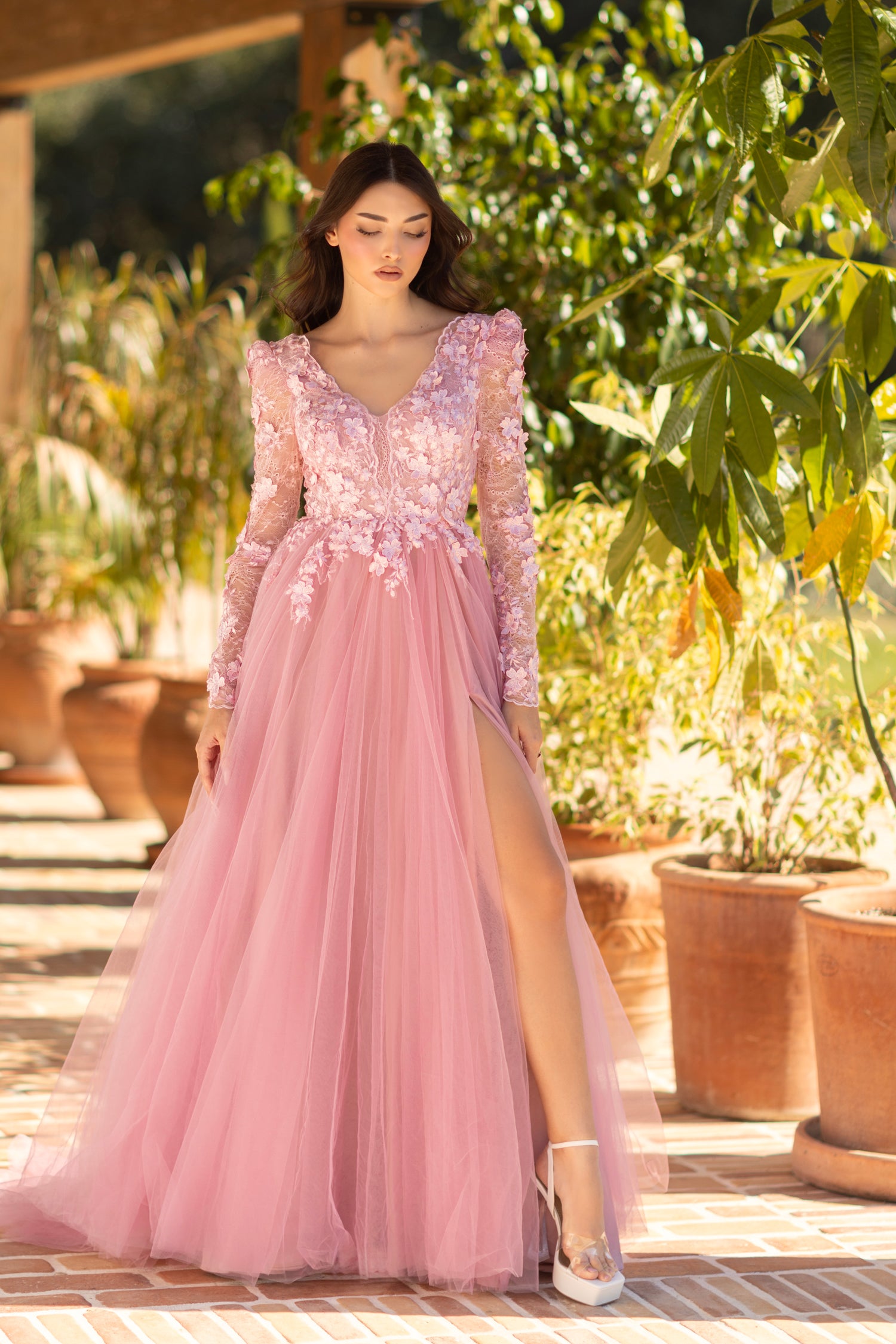 Tina Holly TF318F Long Sleeve 3D Lace Tulle Prom Dress | One Honey Pink / 4 aus Tina Holly TF318F Long Sleeve 3D Lace Tulle Prom Dress | One Honey Pink / 4 aus