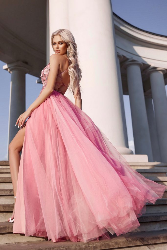 V-Neck Floor-Length Tulle Prom A-Line Gown - Tina Holly TW322 
