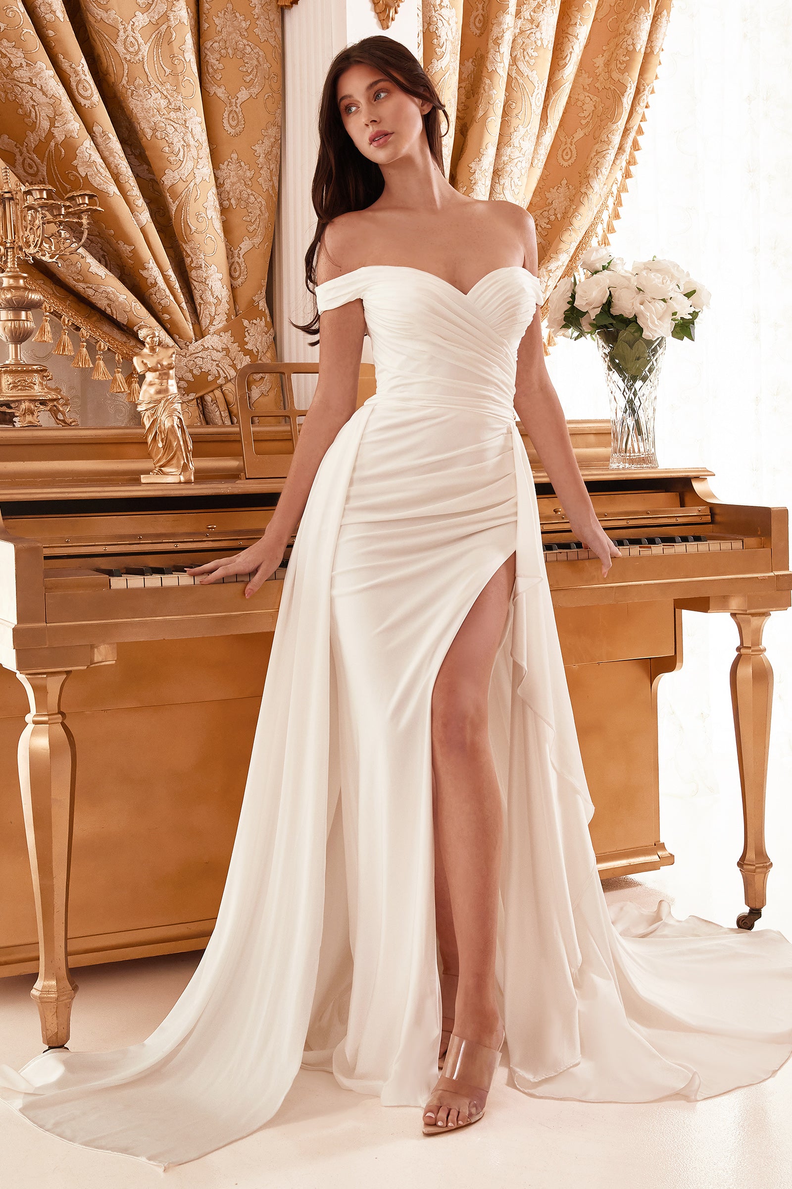 Wedding Dresses Drape Overskirt Wedding Gown Off White