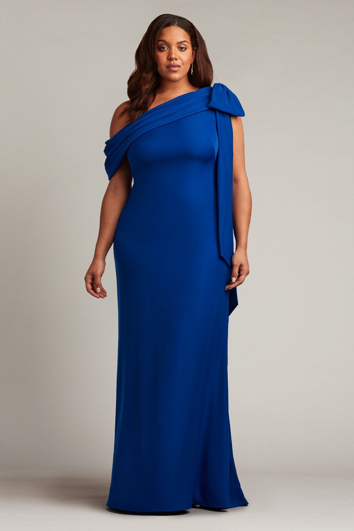 Tadashi Shoji ALG18371LQ Fitted Formal Plus Size Evening Dress