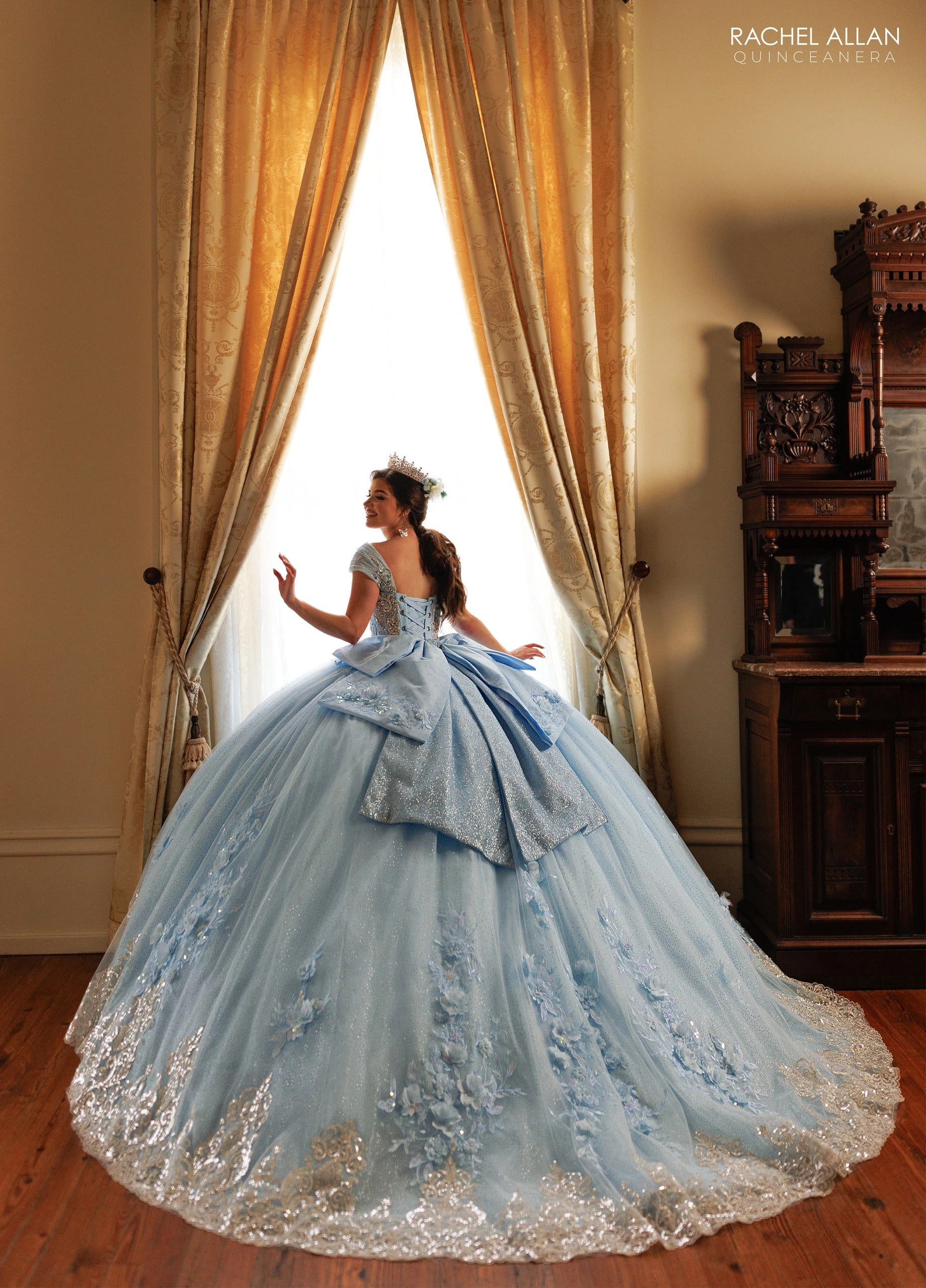 Off-the-Shoulder Floor-Length with T in Tulle Quinceañe Ball Gown Rachel Allan RQ3180
