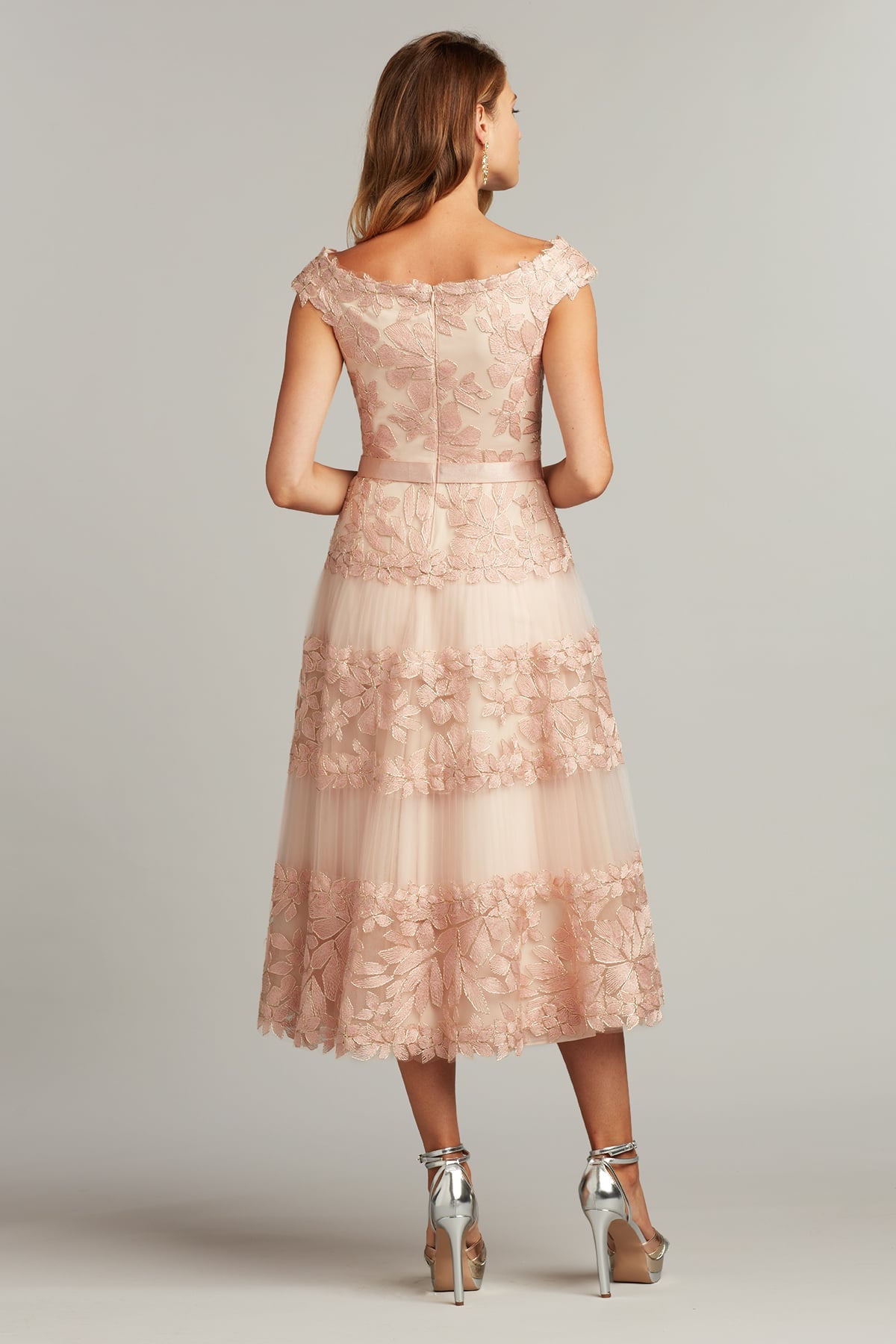 Cocktail Dresses Short Floral Tea Length A Line Cocktail Dress Tadashi Shoji BLA19999MD Antique Pink
