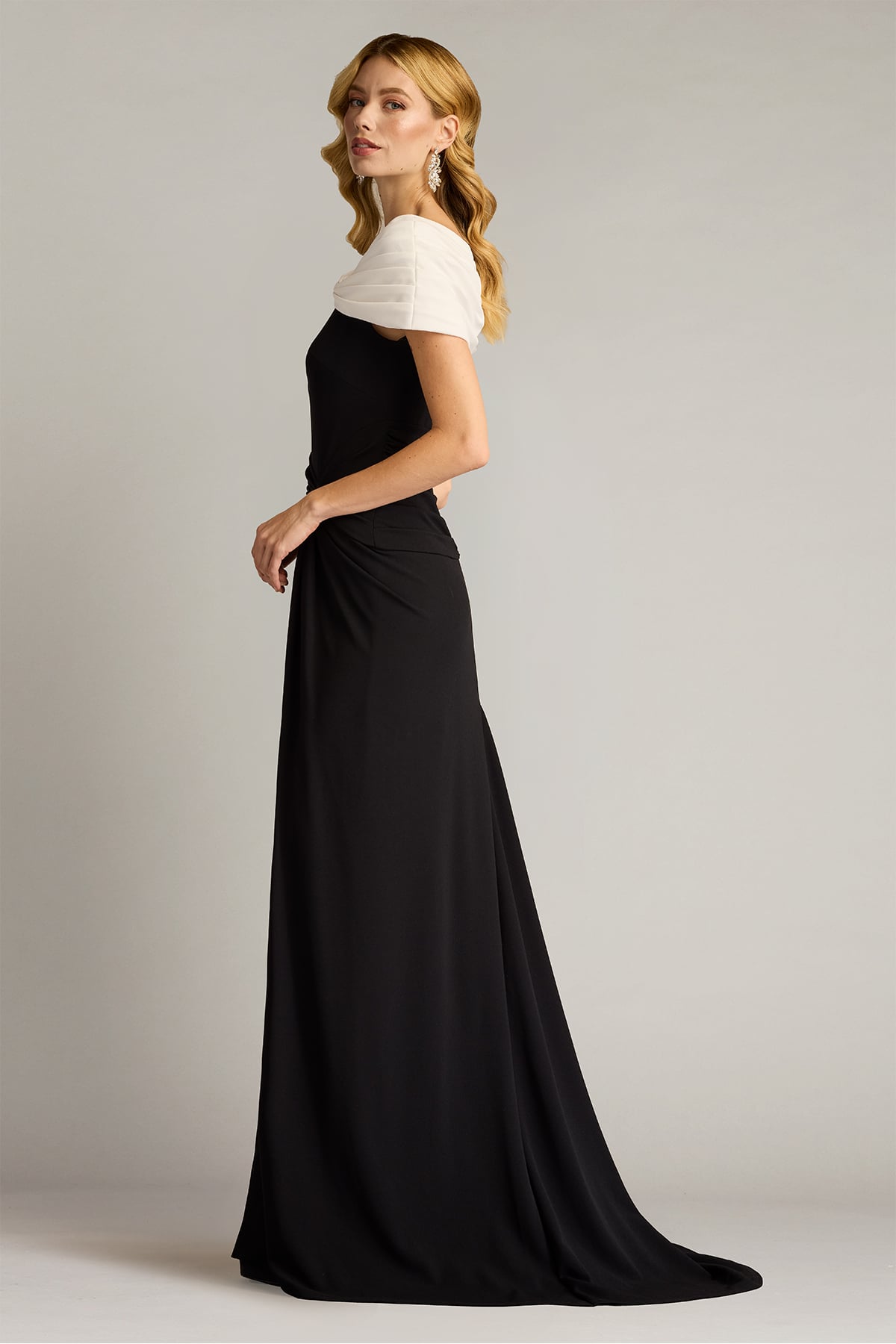 Tadashi Shoji BOS25146L Formal Long Evening Slit Dress – The Dress