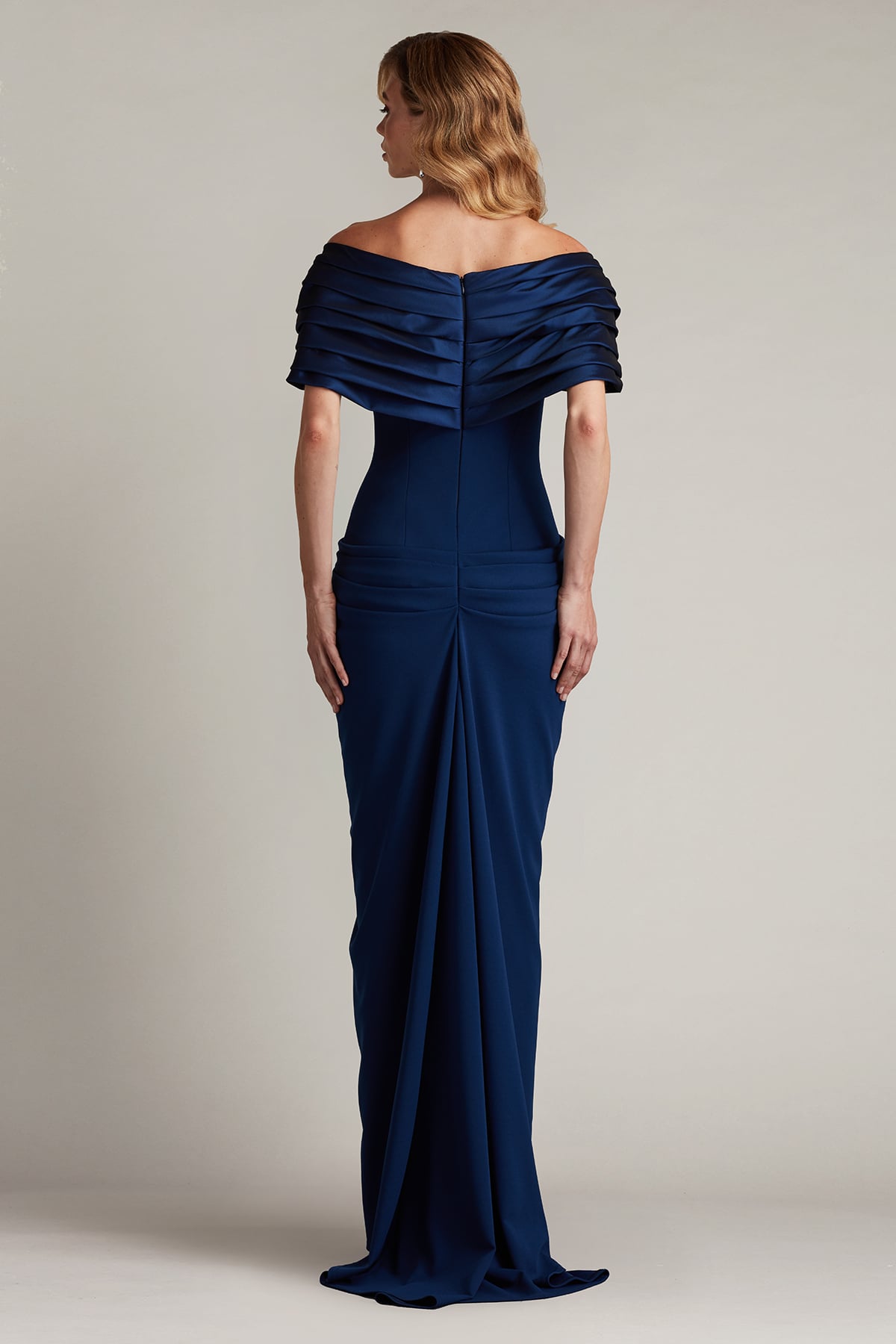 Navy Off-the-Shoulder Floor-Length Crepe Formal Draped Gown Tadashi Shoji BOS25800L