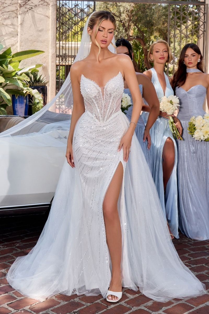 Strapless Curved Neck Floor-Length Tulle Wedding Dress LaDivine CC492W
