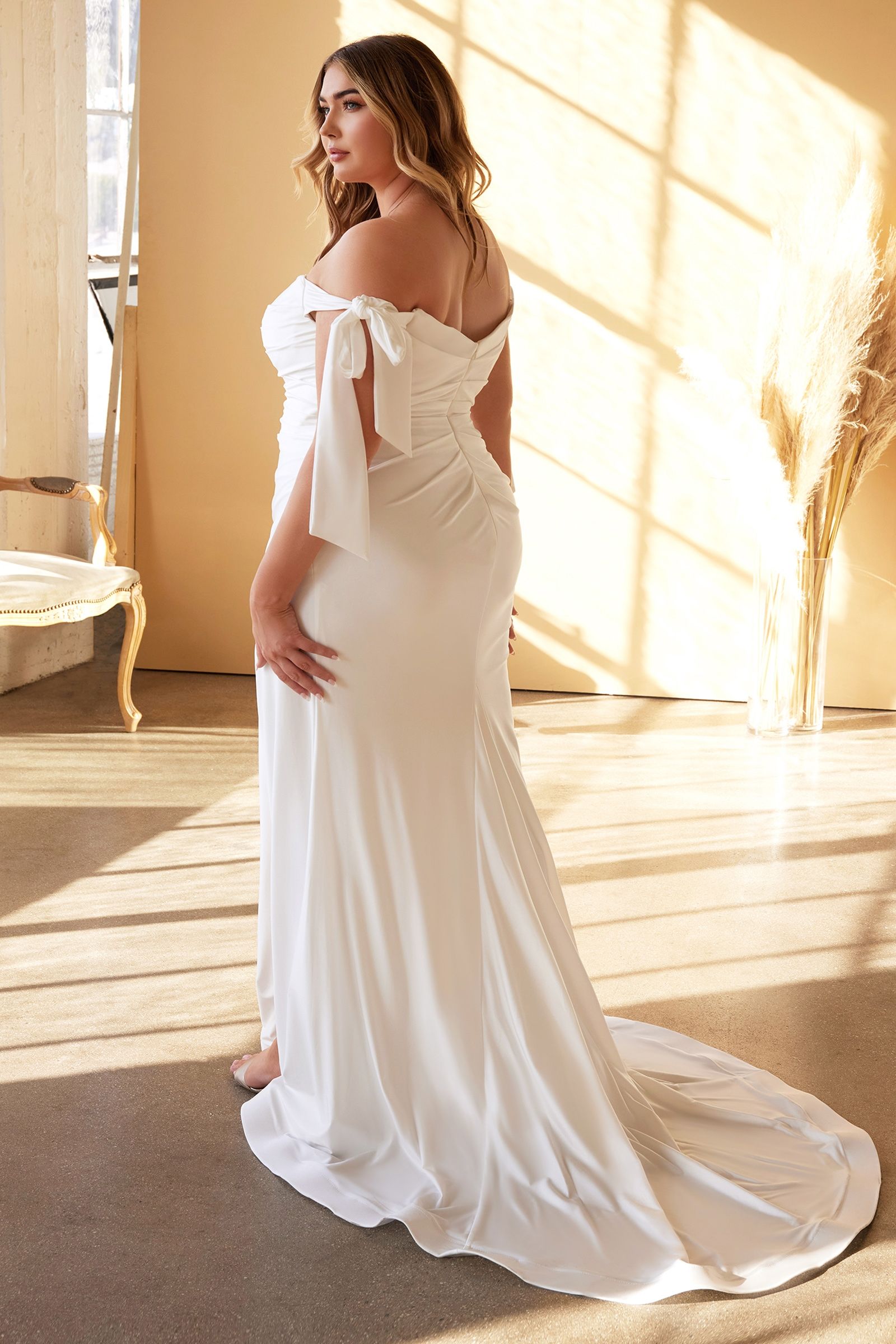 Ladivine CD944WC Long Plus-Size Bridal Dress Off White / 24 Ladivine CD944WC Long Plus-Size Bridal Dress Off White / 24