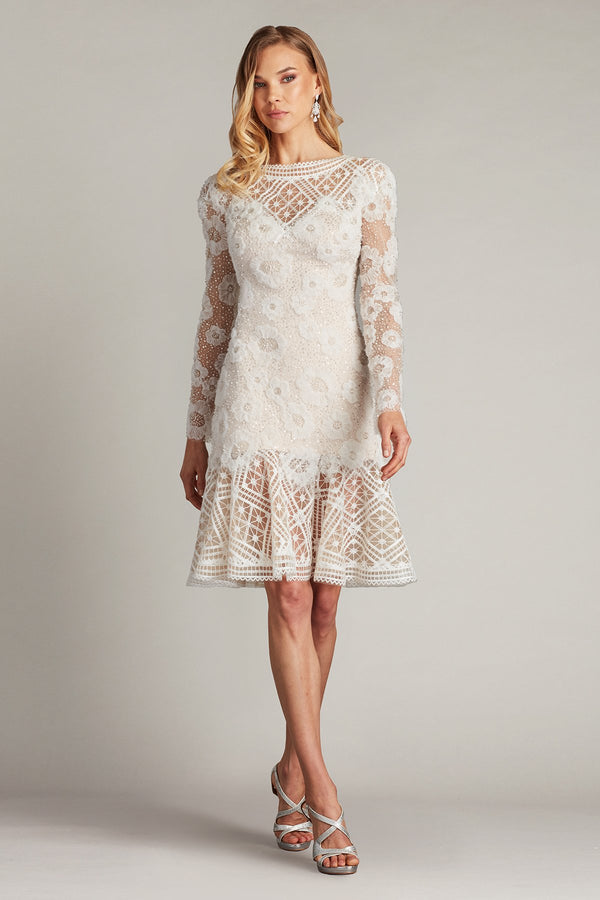 Tadashi Shoji CFE25400M Short Long Sleeve Fitted Lace Cocktail Dress