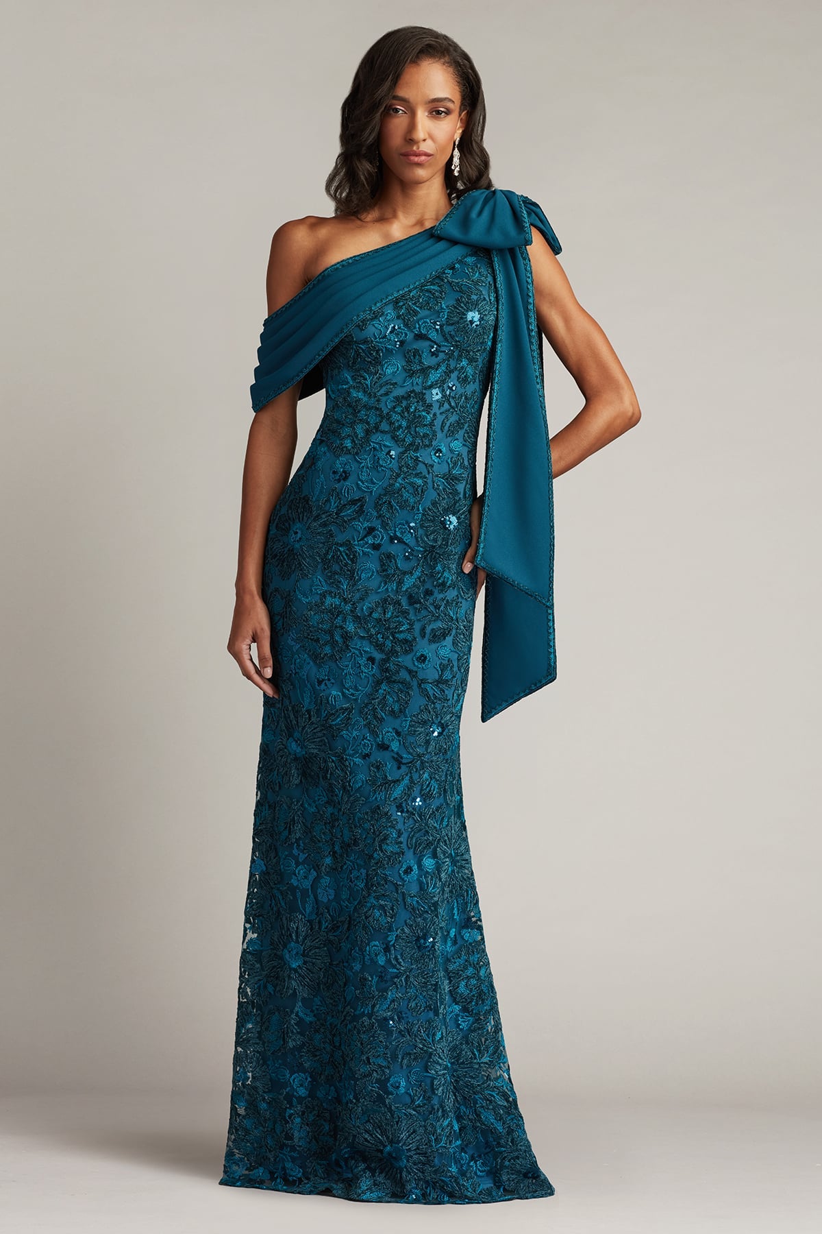 Tadashi Shoji Women's Ishani Bow-Shoulder Gown - Blue