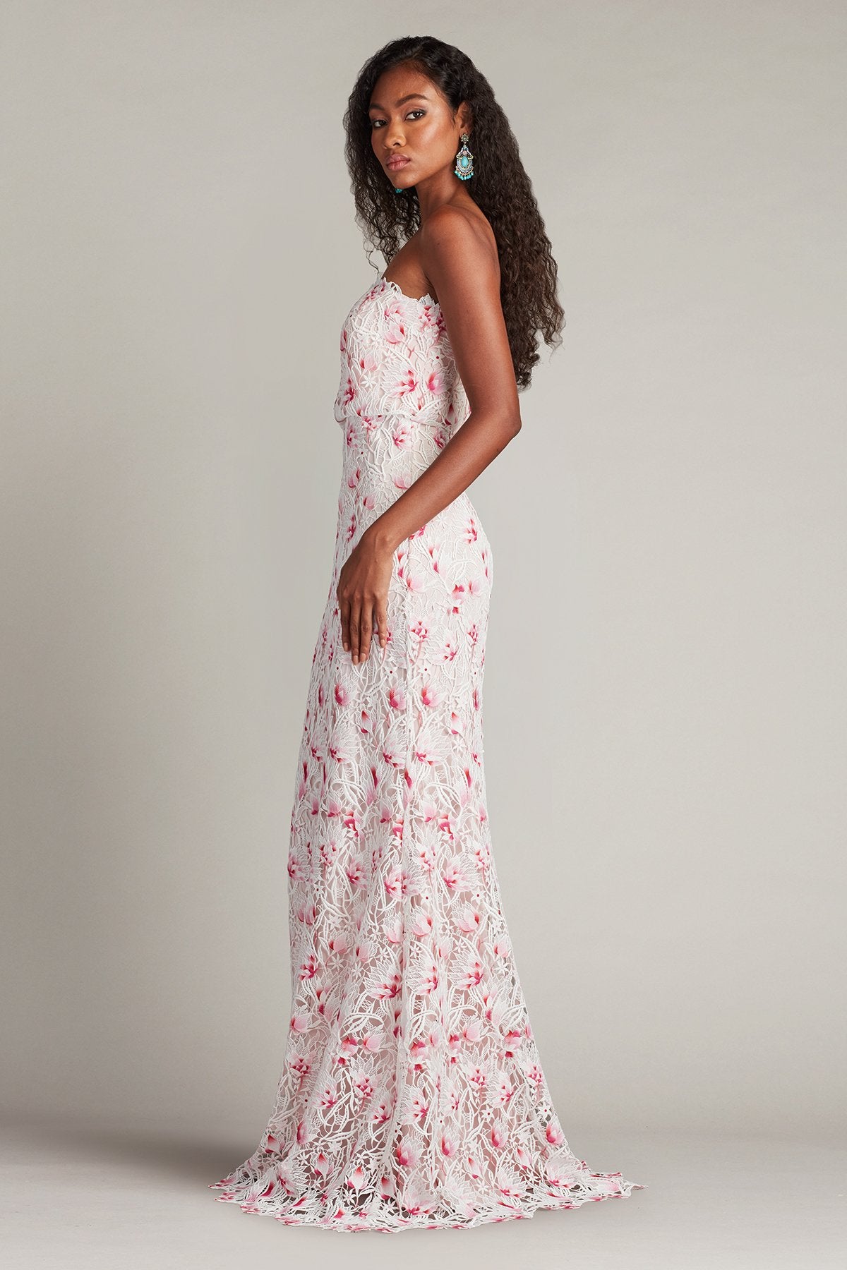 Tadashi Shoji CHY25435LX Fitted Formal Long Lace Prom Dress The Dress Outlet Tadashi Shoji CHY25435LX Fitted Formal Long Lace Prom Dress The Dress Outlet