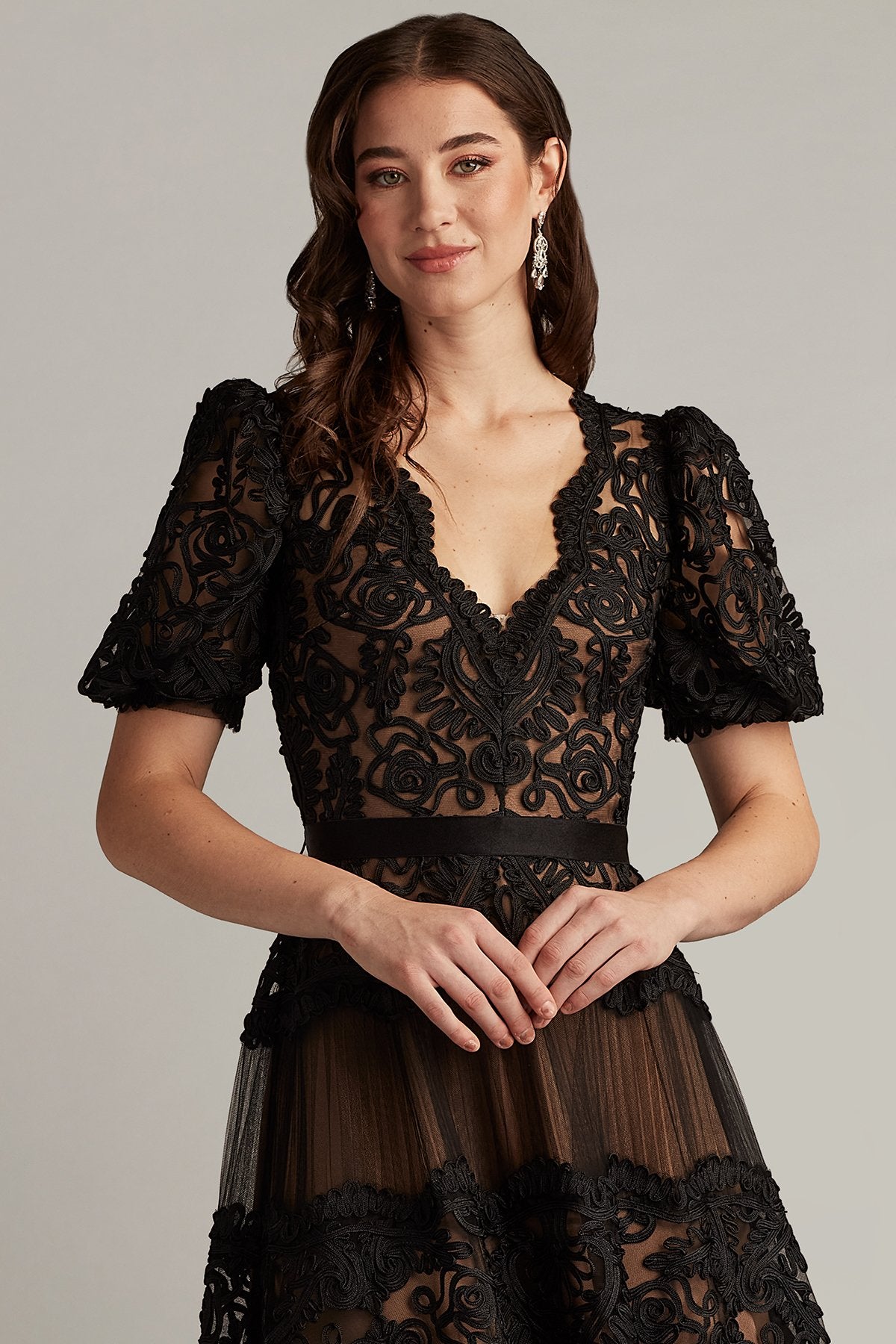 Tadashi Shoji Women's Belline Embroidered Chiffon Midi Dress - Black - Size 6 - Black and Nude Tadashi Shoji Women's Belline Embroidered Chiffon Midi Dress - Black - Size 6 - Black and Nude