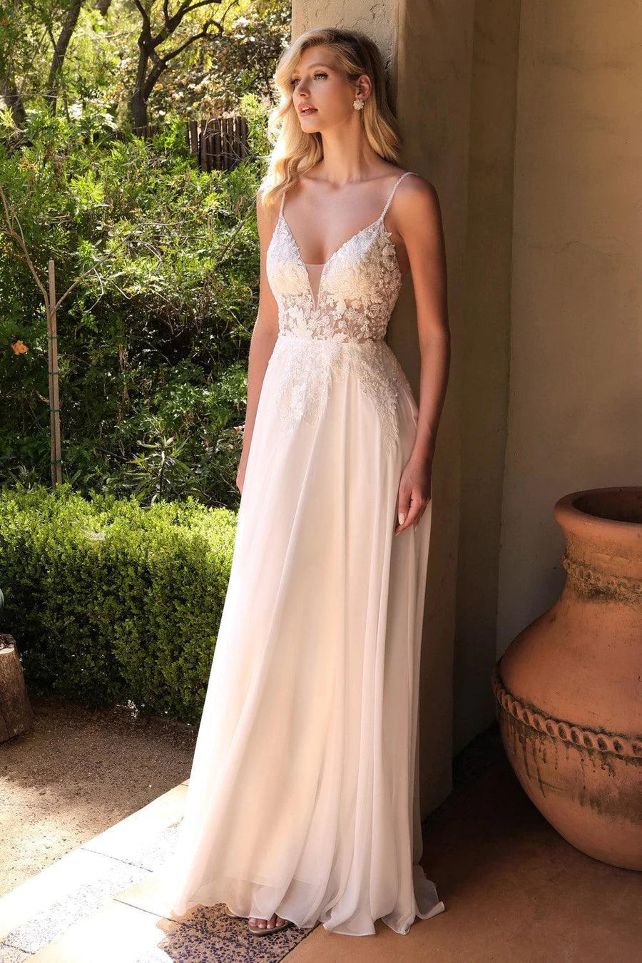 What to Wear to a Courthouse Wedding? Courthouse Bridal Looks The Dress Outlet What to Wear to a Courthouse Wedding? Courthouse Bridal Looks The Dress Outlet