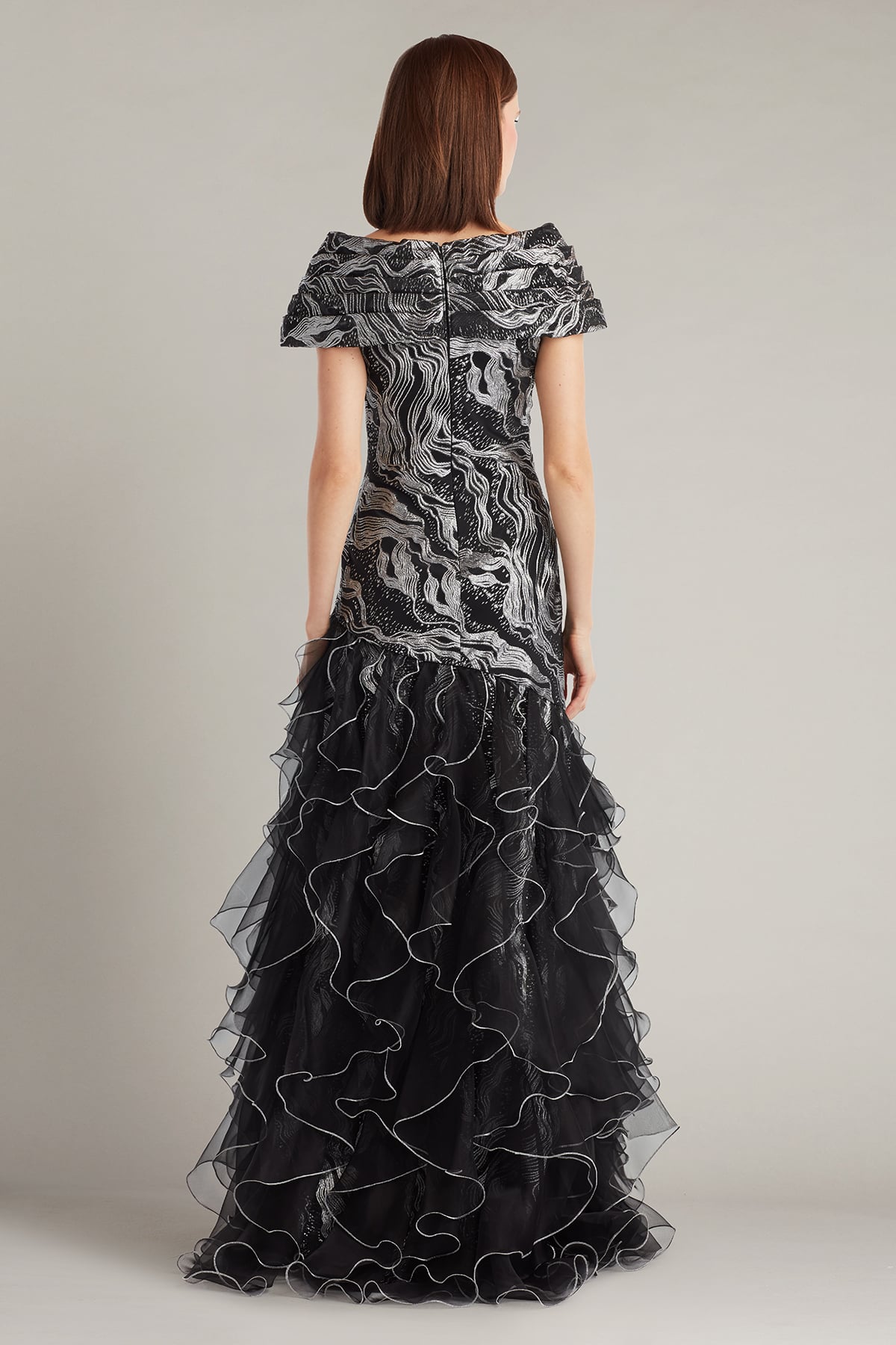 Formal Dresses Long Prom Ruffle Formal Evening Dress Tadashi Shoji CJB25701L Silver/Black