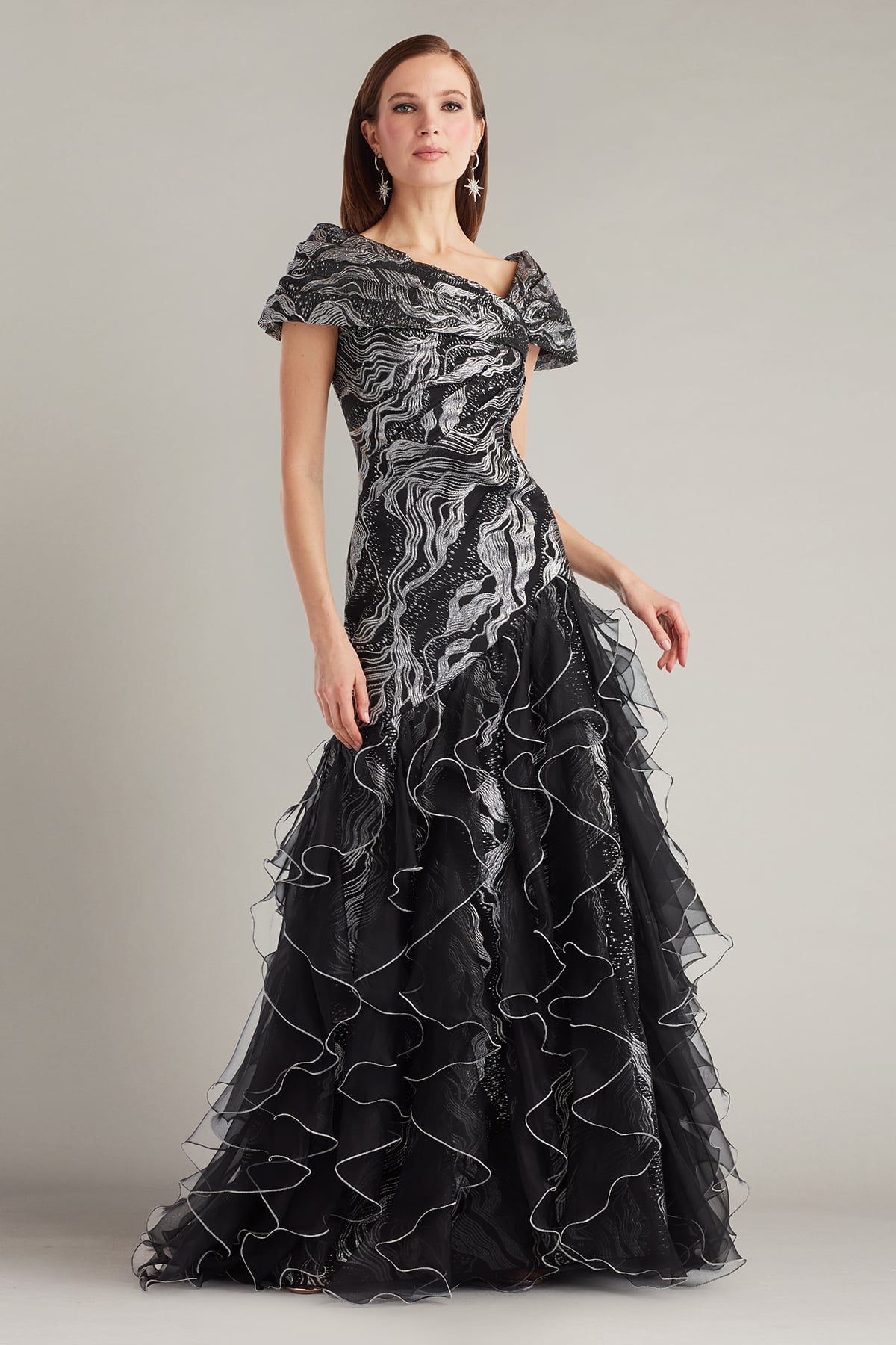 Formal Dresses Long Prom Ruffle Formal Evening Dress Tadashi Shoji CJB25701L Silver/Black