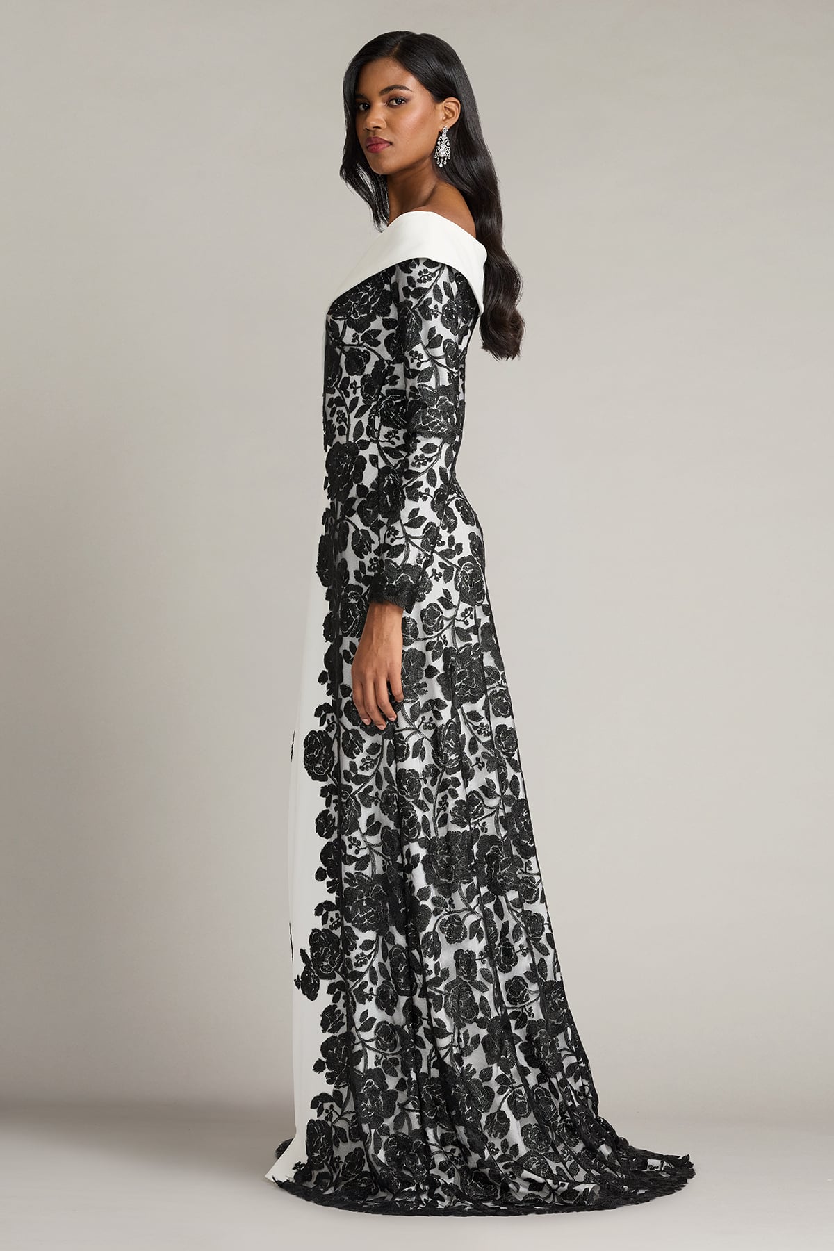 Mother of the Bride Dresses Long Sleeve Floral Formal Mother of the Bride Dress Tadashi Shoji CJH26120L Black/Ivory
