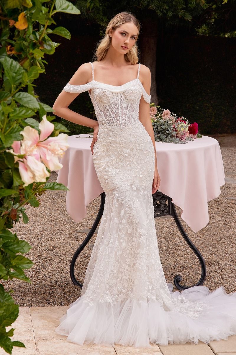 Wedding Dresses Beaded Long Bridal Gown Fitted Lace Wedding Dress Off White