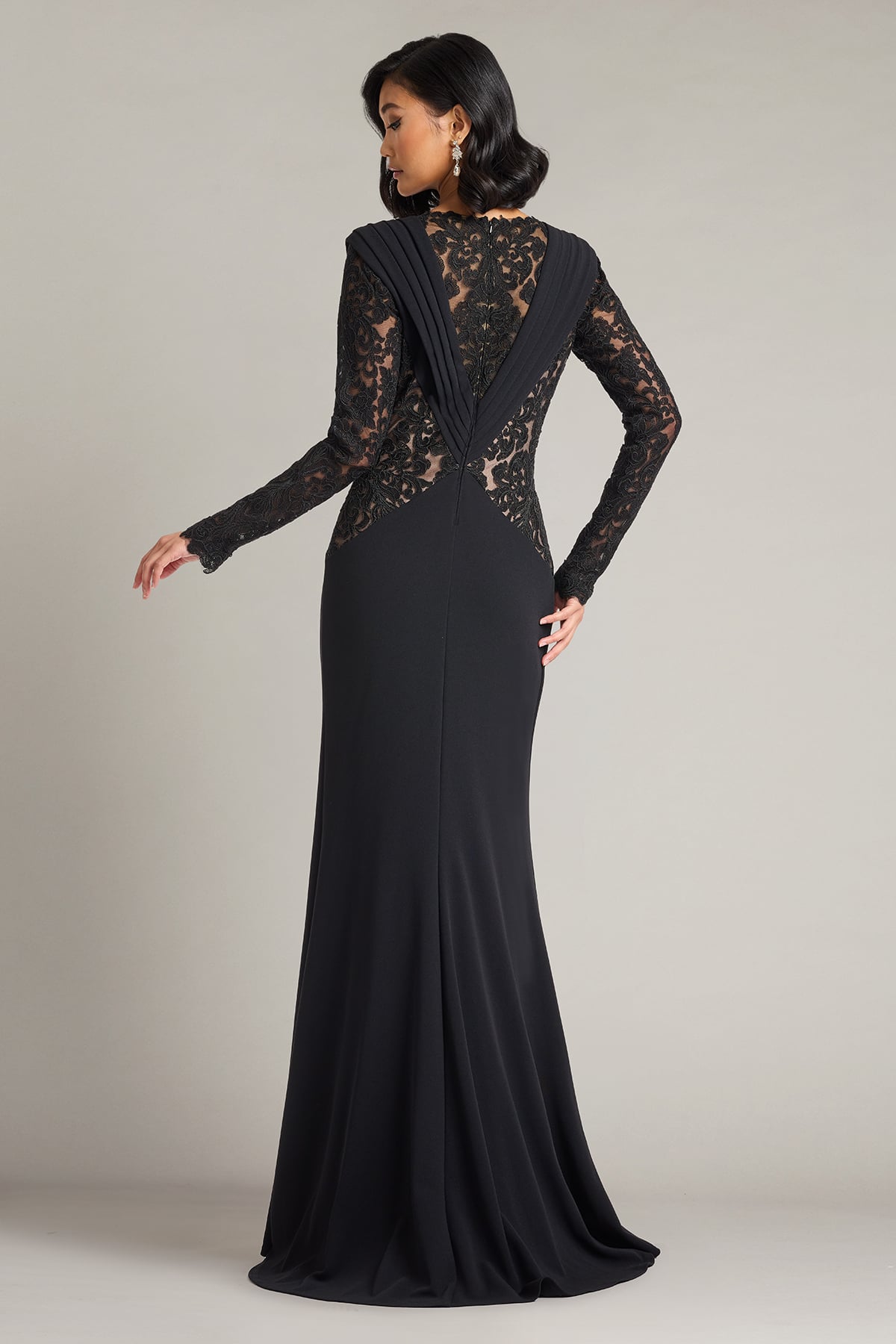 Illusion Floor-Length Lace Formal Sheath/Column Tadashi Shoji CKC26258L