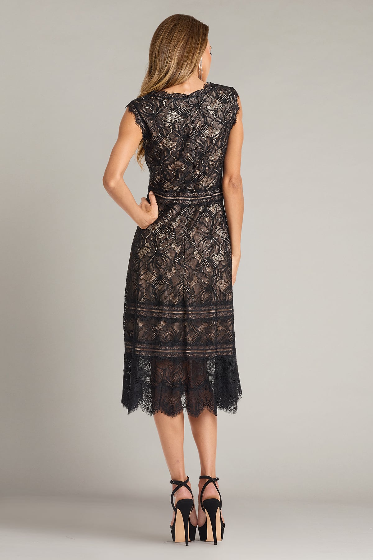 Black/Nude V-Neck Knee-Length Lace Cocktail Dress with Scalloped Hem Tadashi Shoji CKI26364M