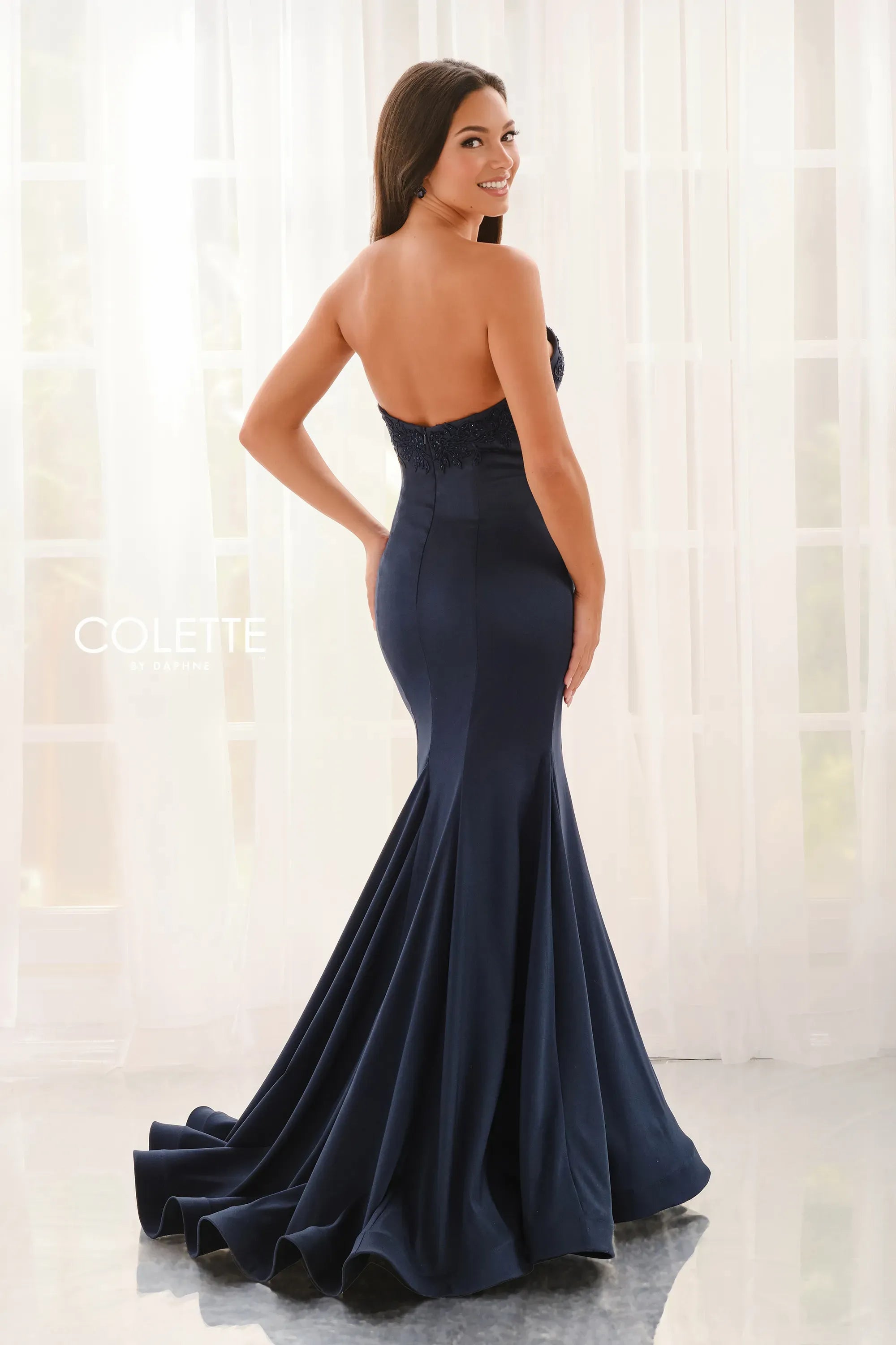 Prom Dresses Fitted Lace Applique Formal Long Prom Dress Navy Blue