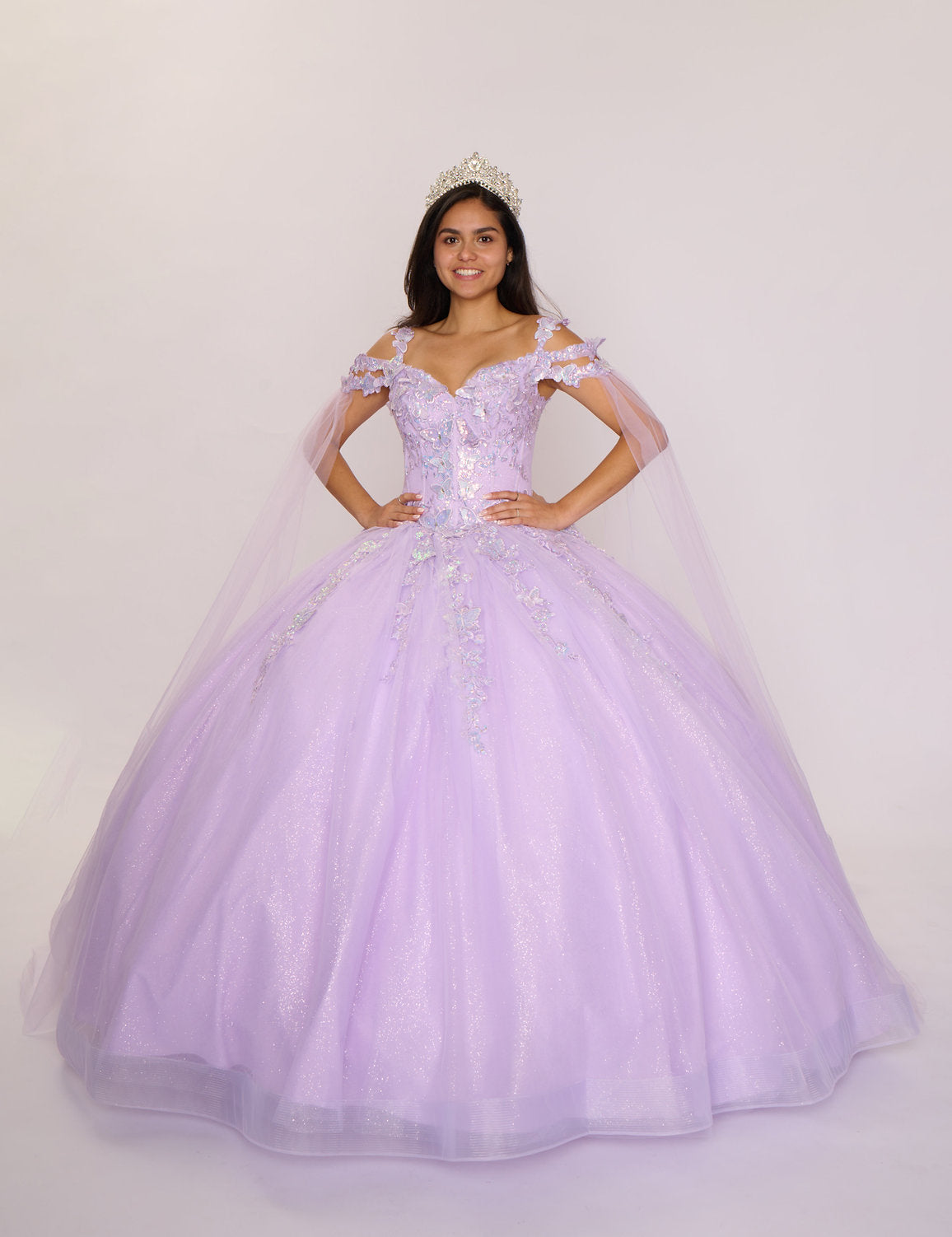 Nina Canacci Q122 Long Lace Sweet 16 Quinceanera Dress