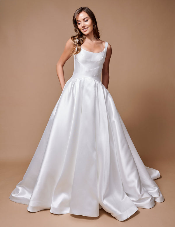 Nina Canacci 3251 Long Wedding A Line Bridal Gown Dress
