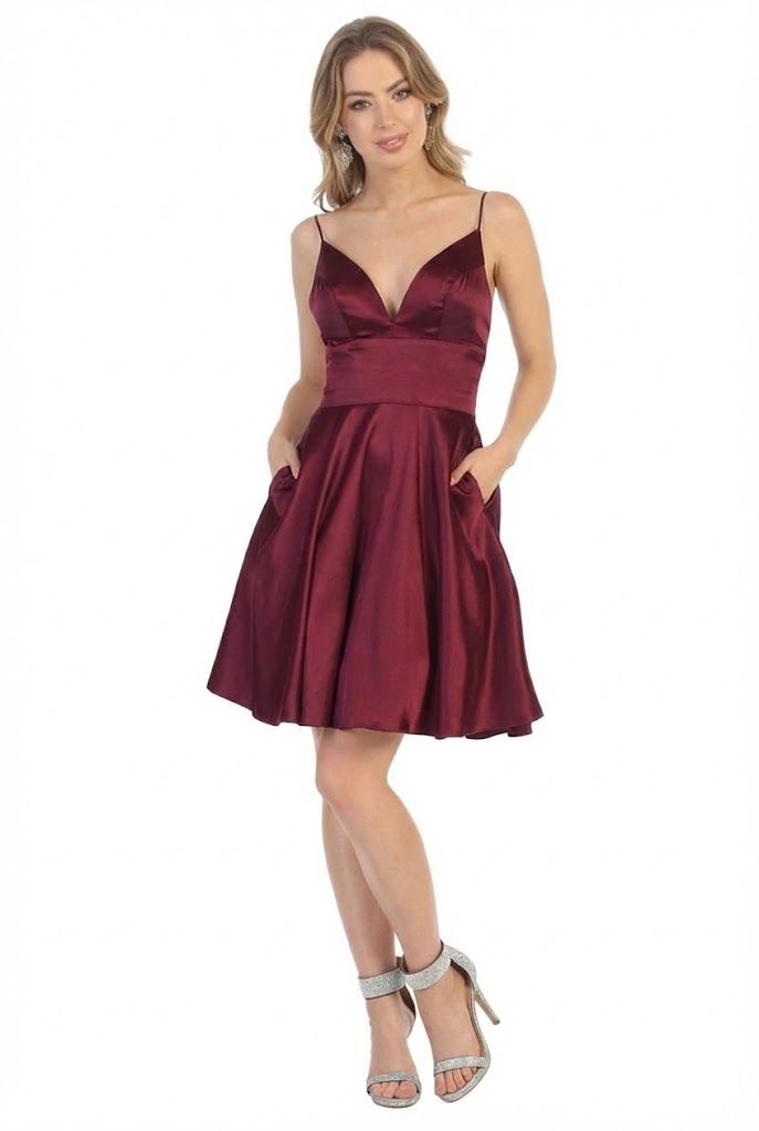 Burgundy V-Neck Short Satin Homecoming Dress Open Back May Queen MQ1770