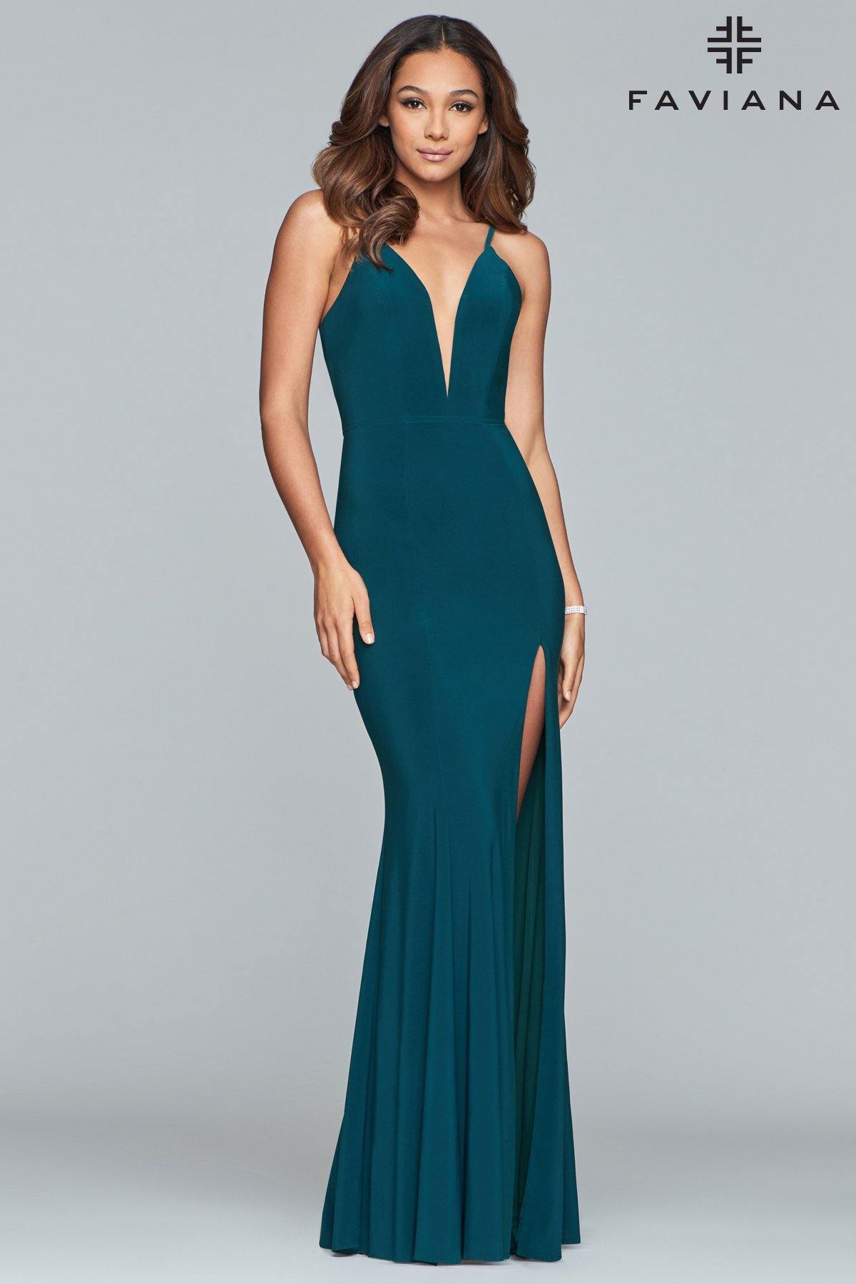 Faviana Long Fitted Prom Dress 7977 Sale - The Dress Outlet