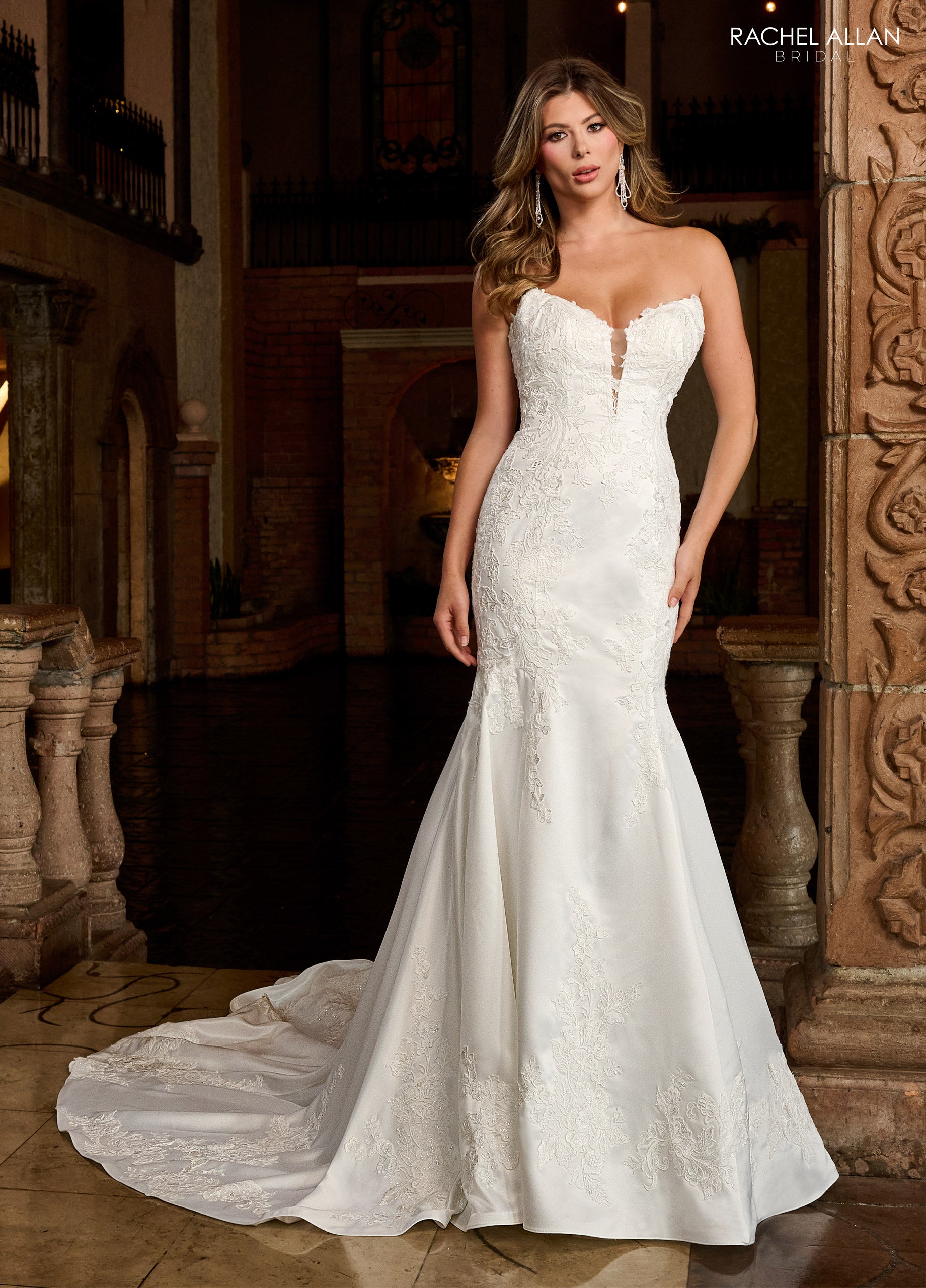 Wedding Dresses Lace Applique Long Mermaid Wedding Dress Ivory Nude