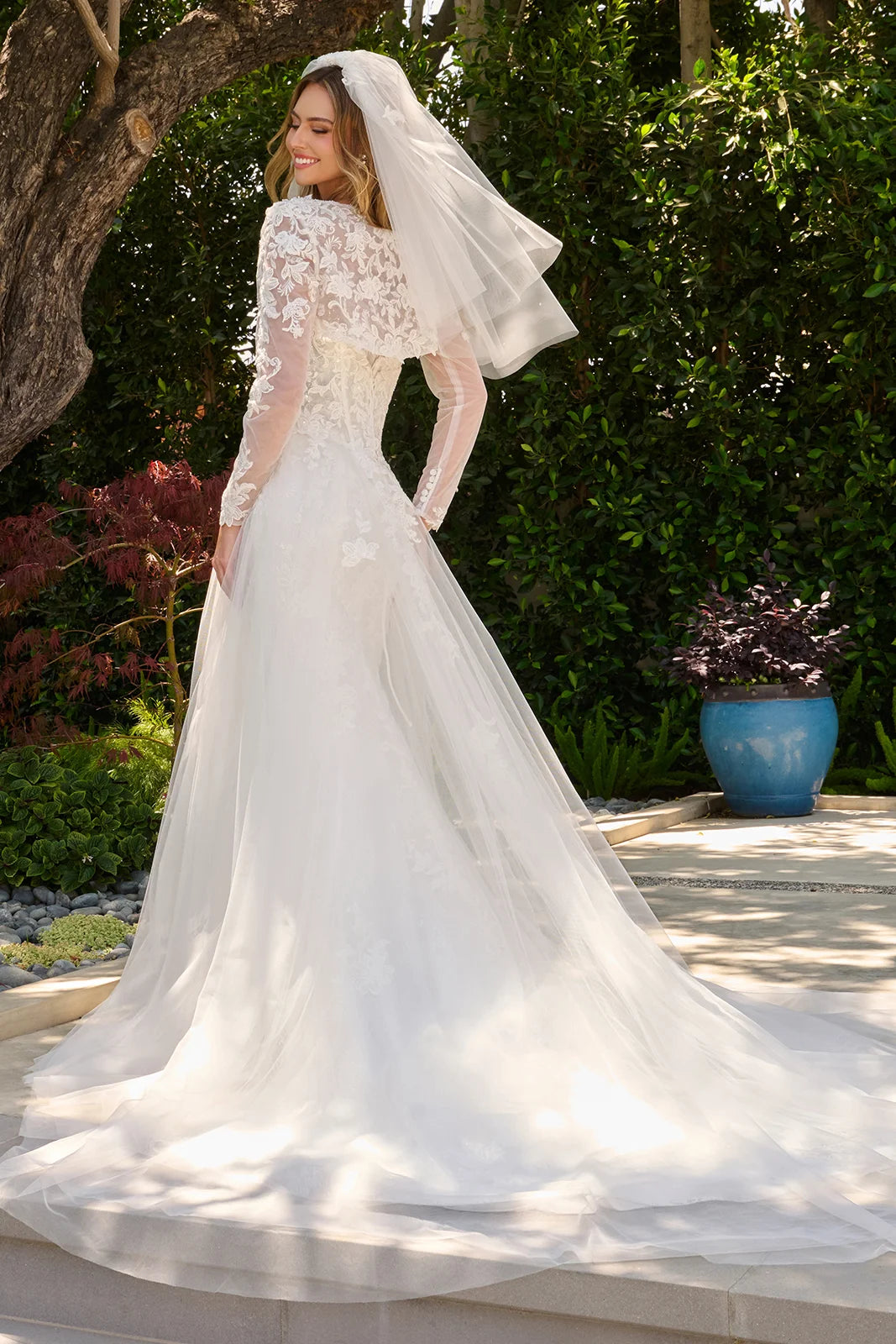 Sweetheart Floor-Length Lace Wedding A-Line GLS GL3842