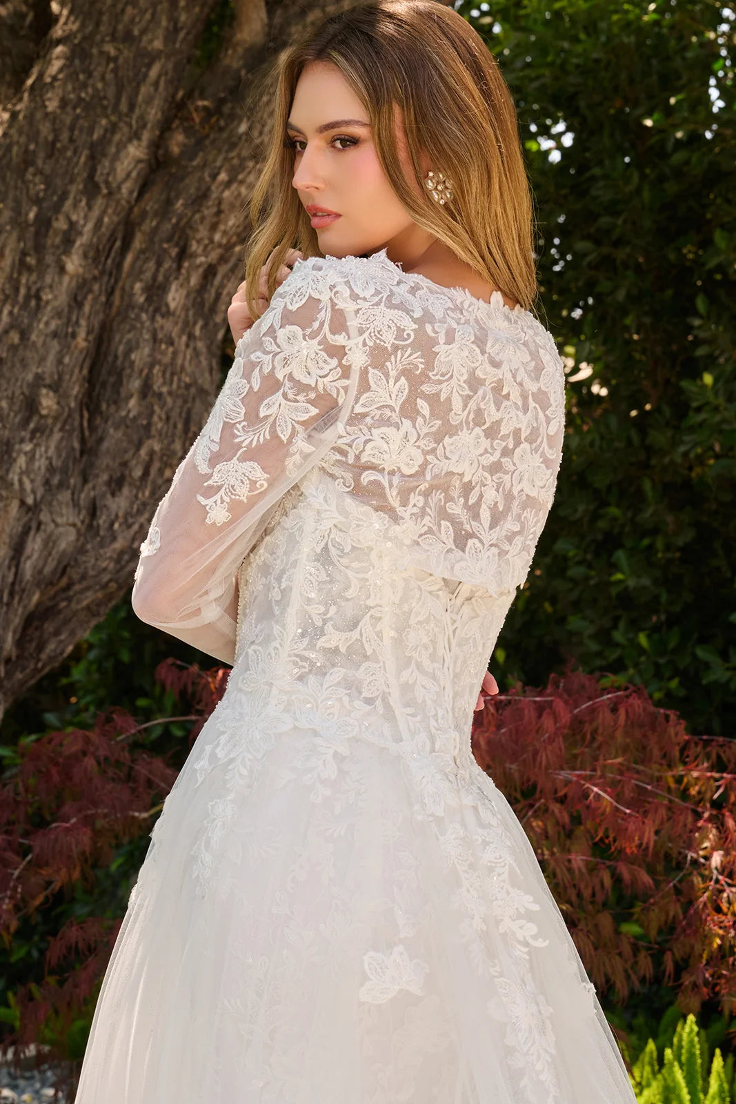 Sweetheart Floor-Length Lace Wedding A-Line GLS GL3842