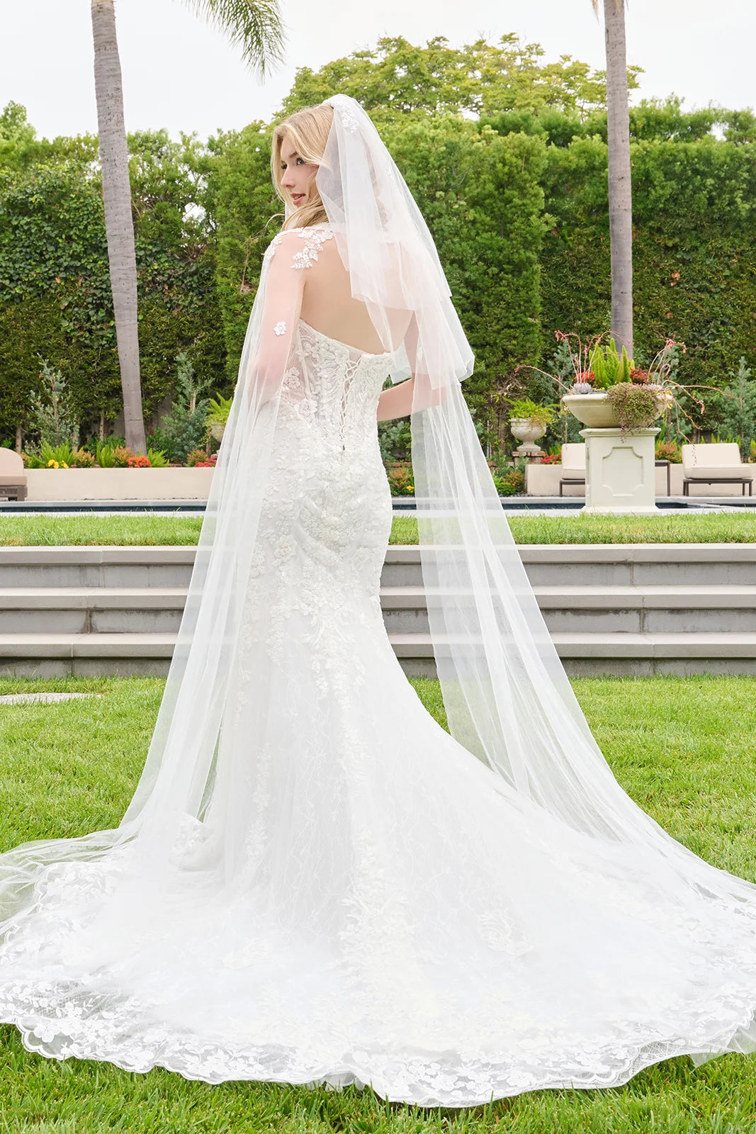 Illusion Floor-Length Lace Wedding Mermaid GLS GL3844