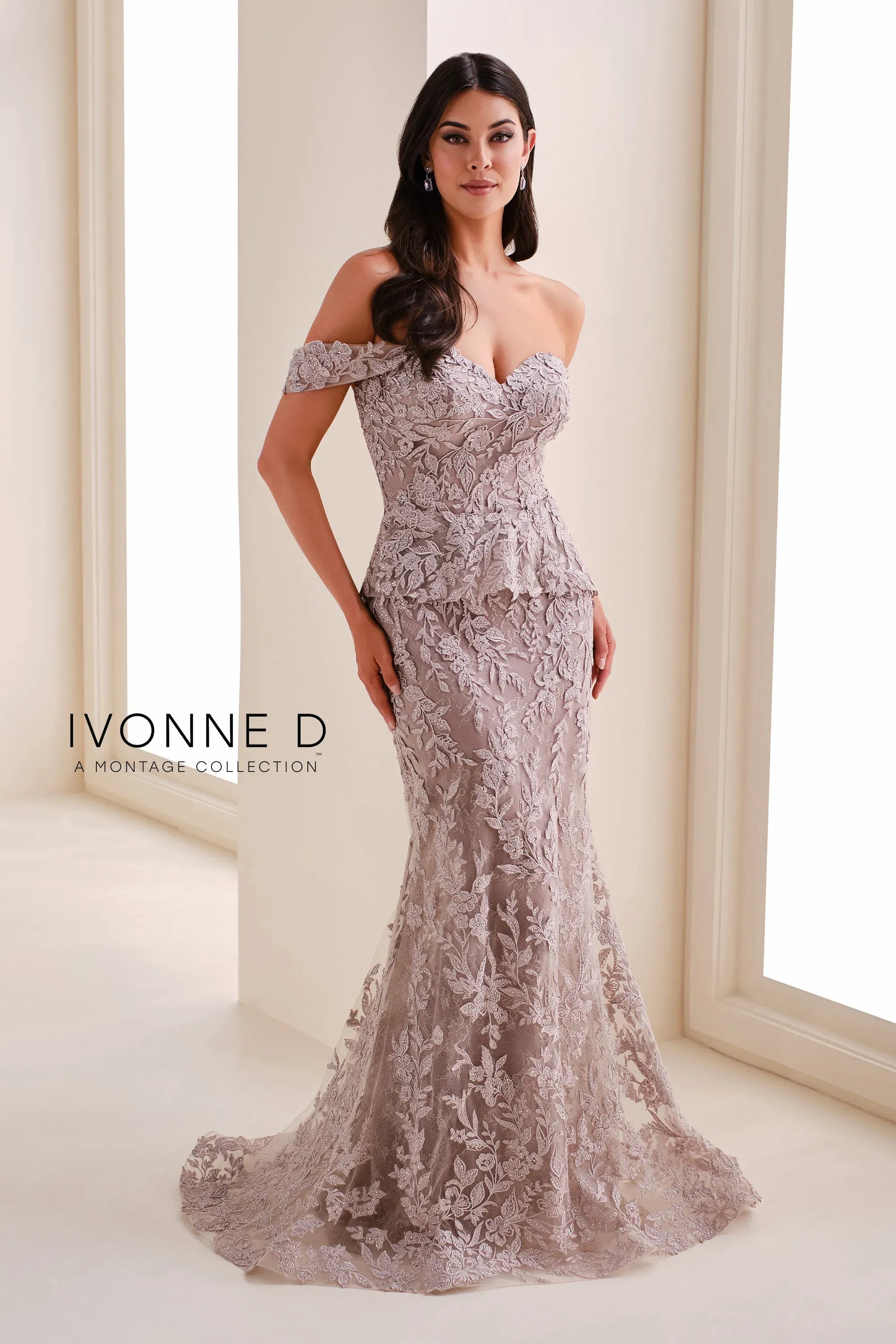 Prom Dresses Fitted Lace Applique Formal Long Prom Dress Mink