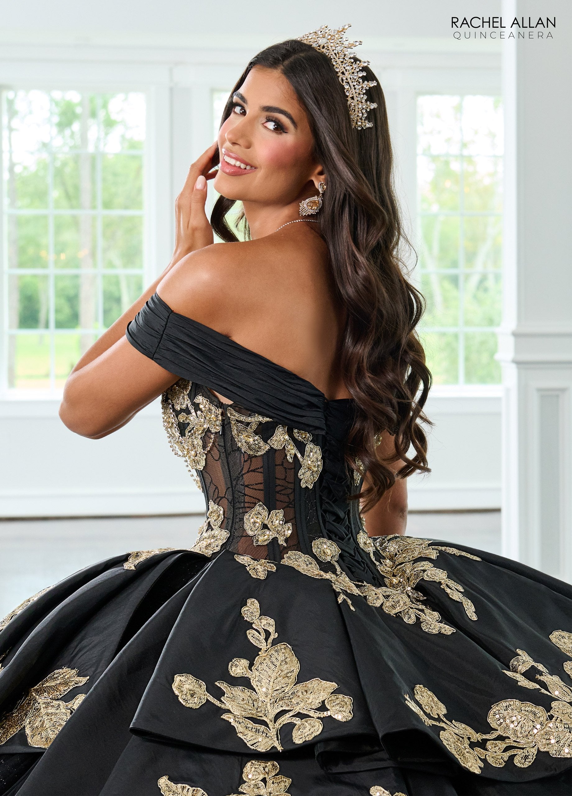 Quinceniera Dresses Long Quinceanera Dress Beaded Glitter Ball Gown  Black Gold