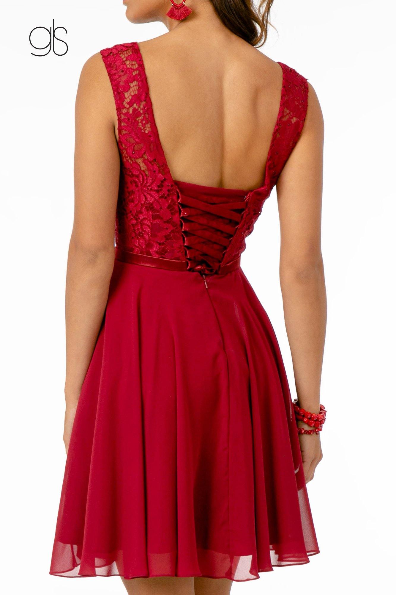 Lace Embellished Bodice Chiffon Short Graduation Dress Lace Embellished Bodice Chiffon Short Graduation Dress