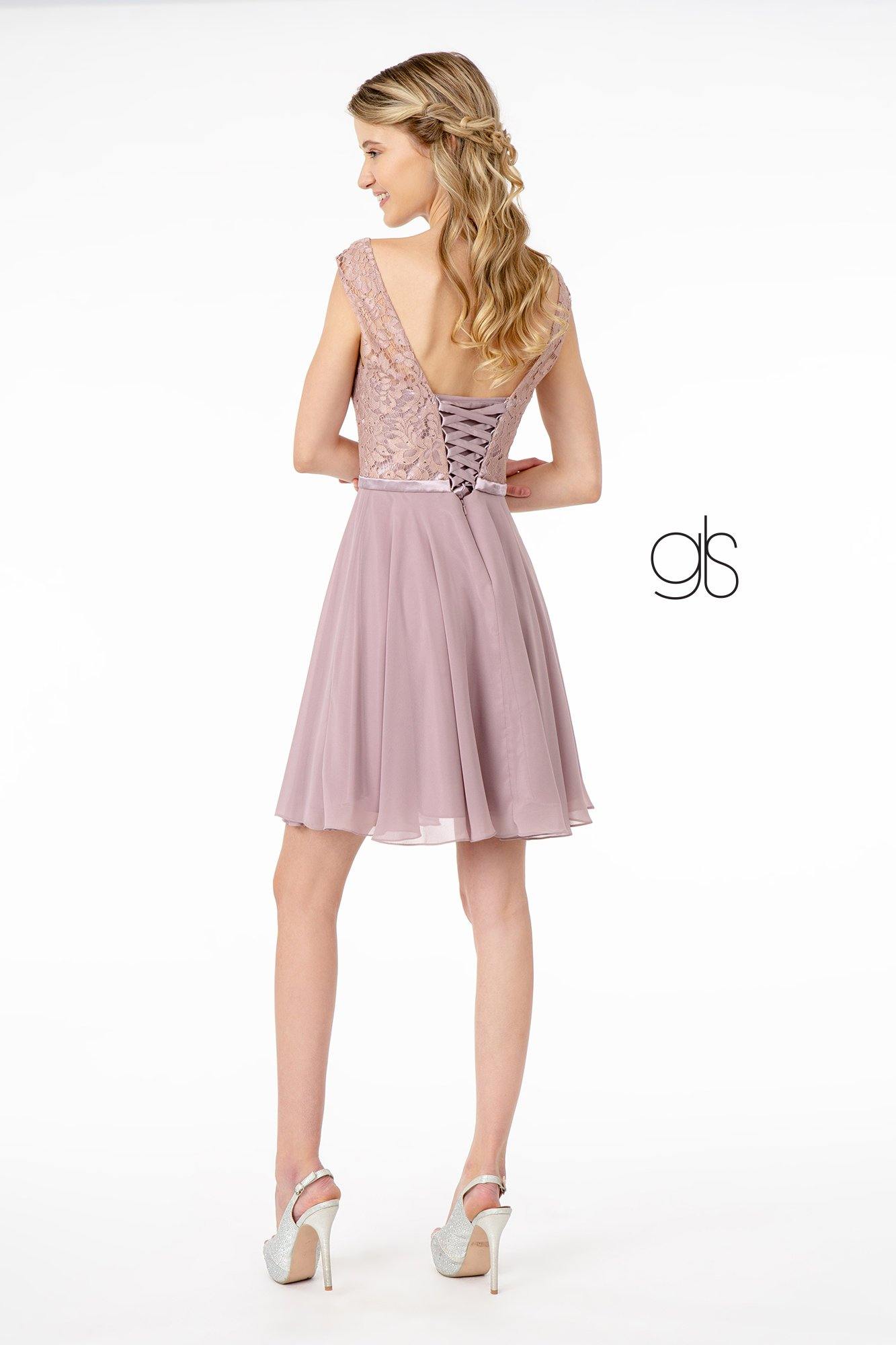 Lace Embellished Bodice Chiffon Short Graduation Dress - Burgundy / XS Lace Embellished Bodice Chiffon Short Graduation Dress - Burgundy / XS