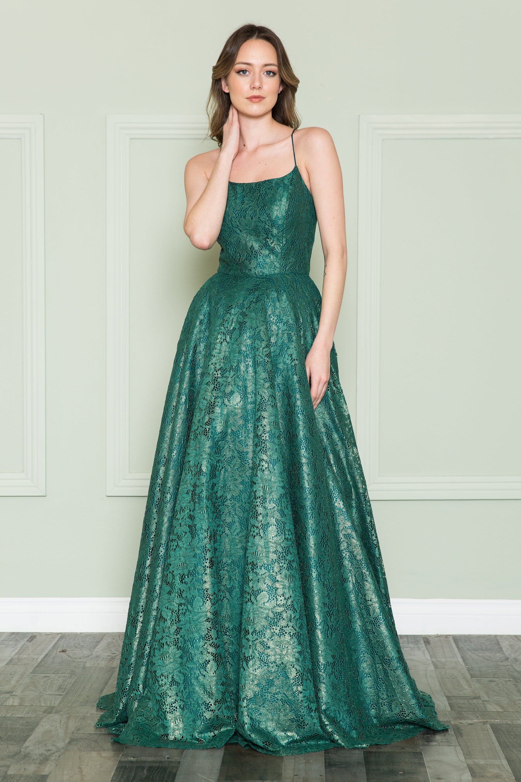 Emerald Scoop Neck Floor-Length Lace Evening Gown with Open Back Poly USA 8862