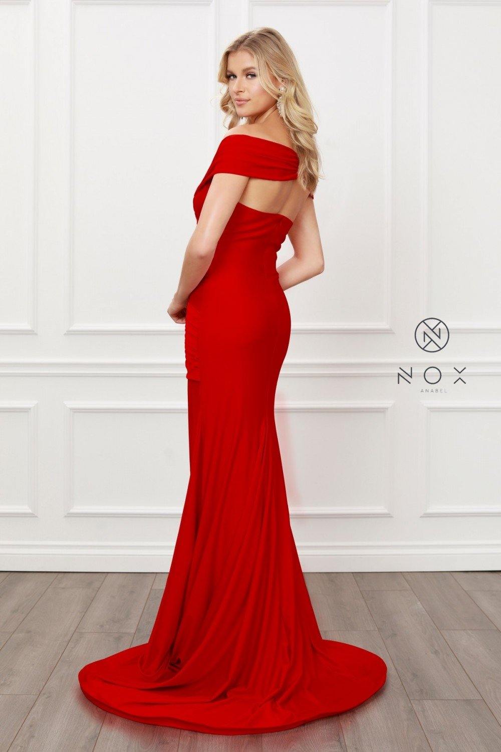 Black Long Fitted Formal Dress