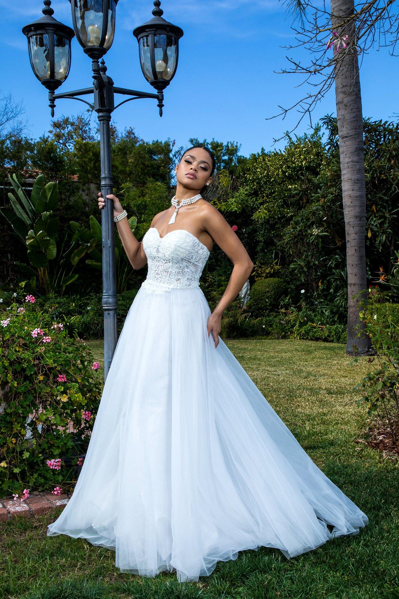Long Strapless Sweetheart Beaded Lace Wedding Gown