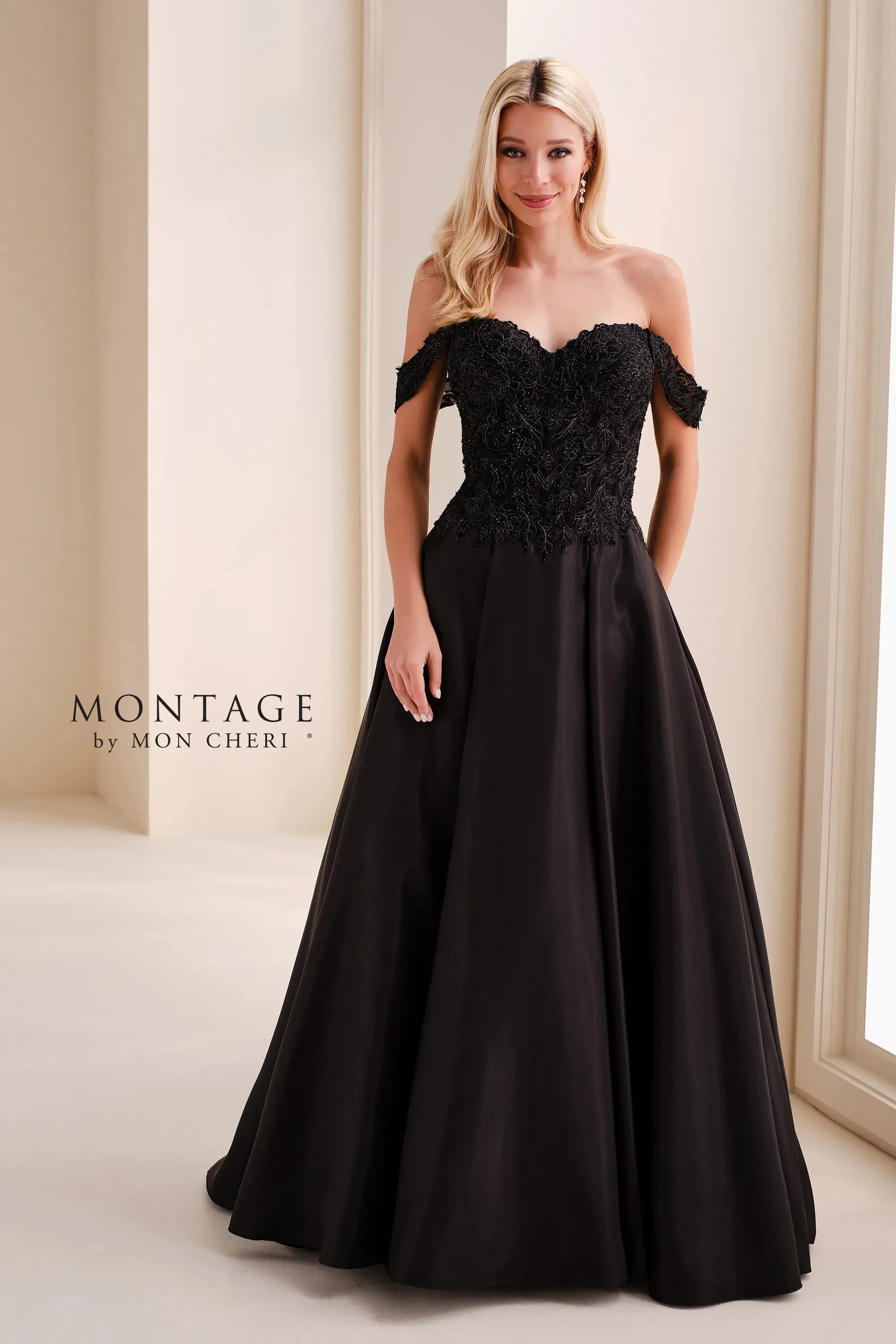 Formal Dresses Lace Applique A Line Formal Dress Black
