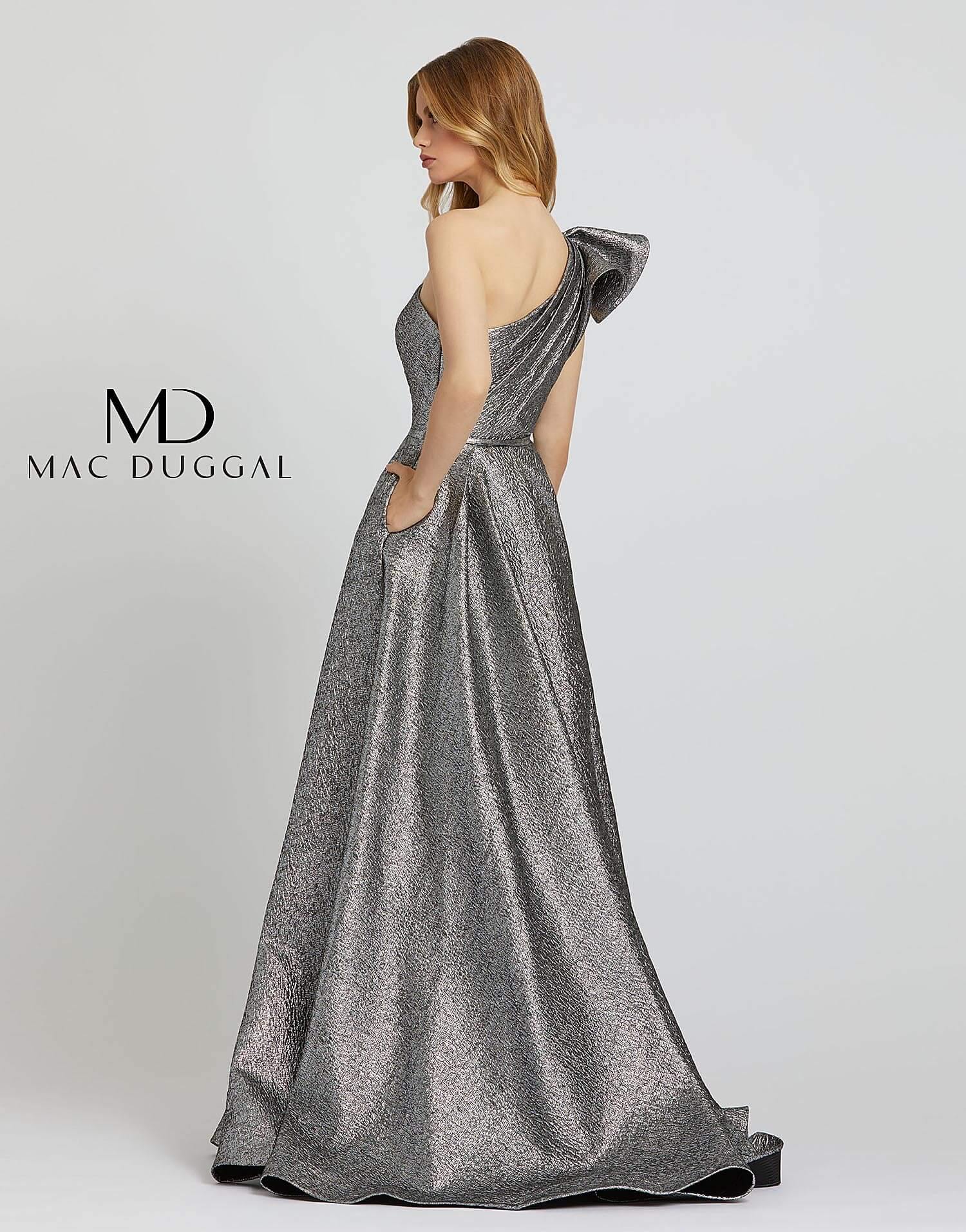【MAC DUGGAL】ロング ドレス ワンショル メタリック ブロンズ One Shoulder Metallic Ballgown - Mac Duggal