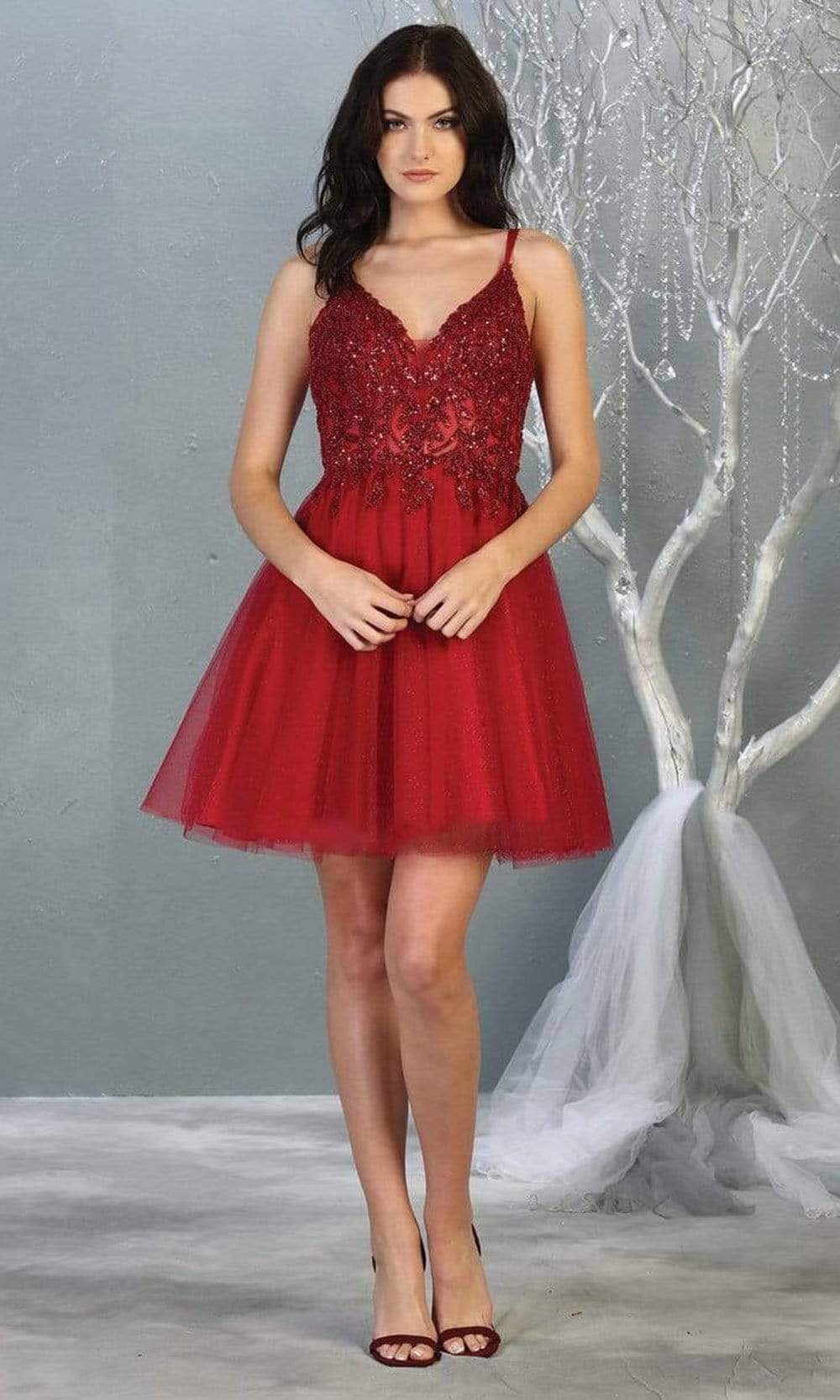Burgundy V-Neck Short Tulle Homecoming Dress Lace May Queen MQ1813