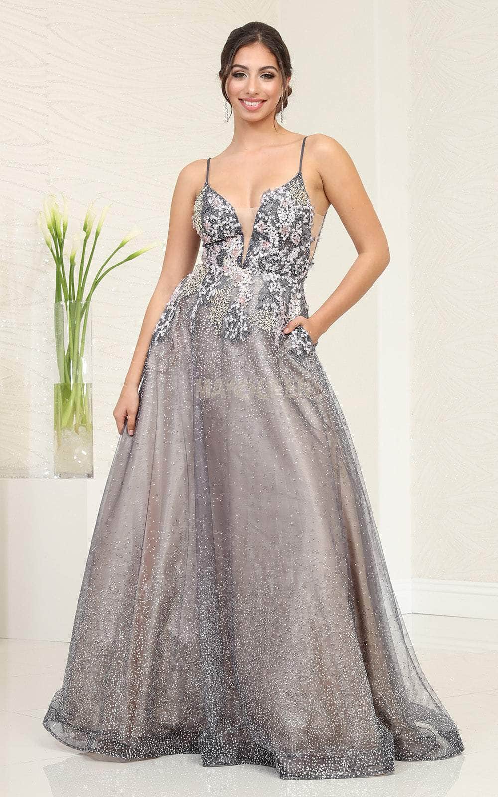 V-Neck Floor-Length Tulle Prom A-Line May Queen RQ8035
