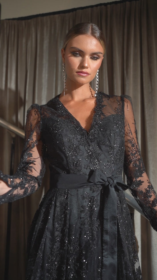 **Cinderella Divine CD233C: Enchanting Elegance for Every Occasion**