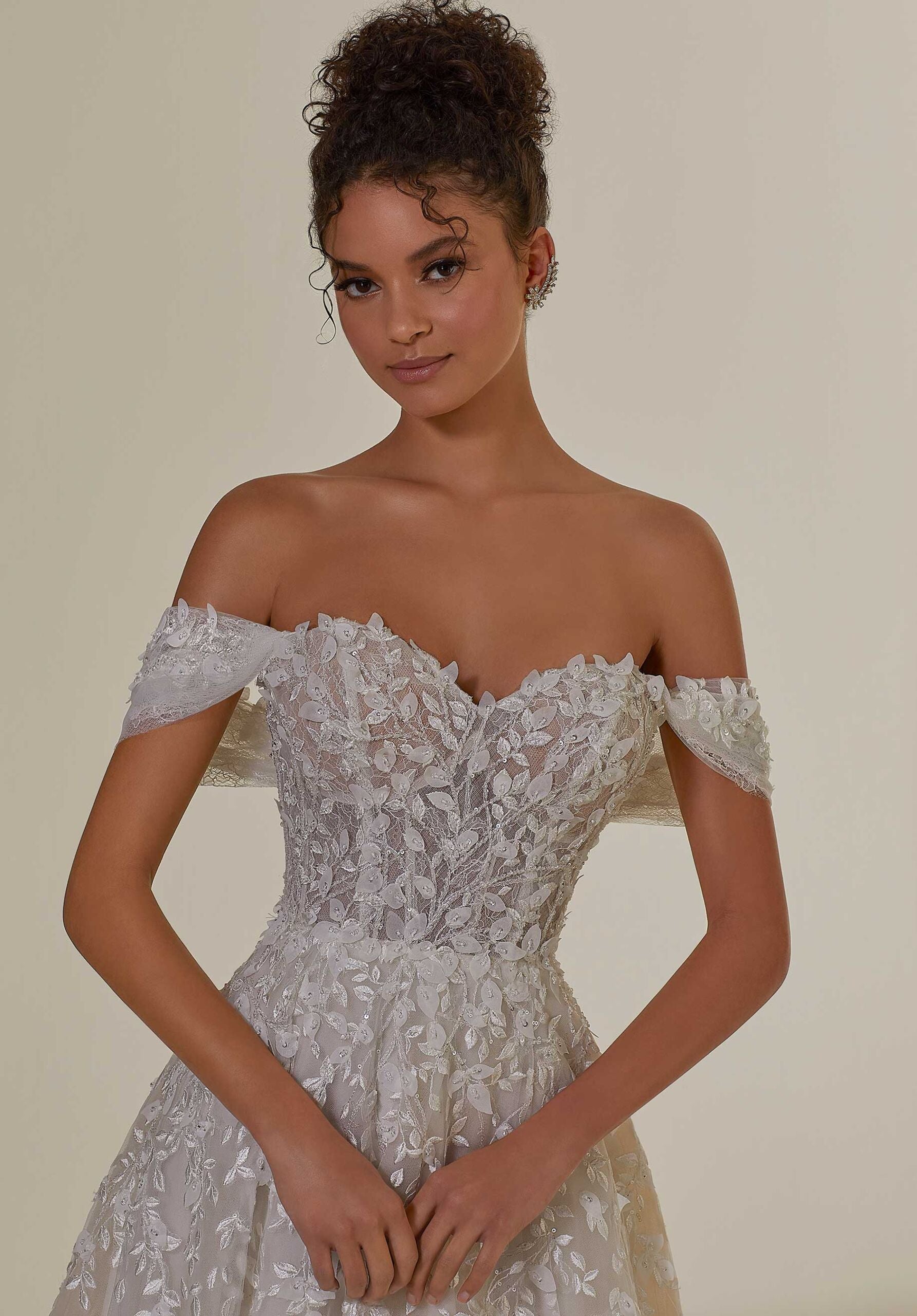 Wedding Dresses Long Wedding Lace A Line Dress MGNY Madeline Gardner New York 2531 Ivory/Prosecco/Honey
