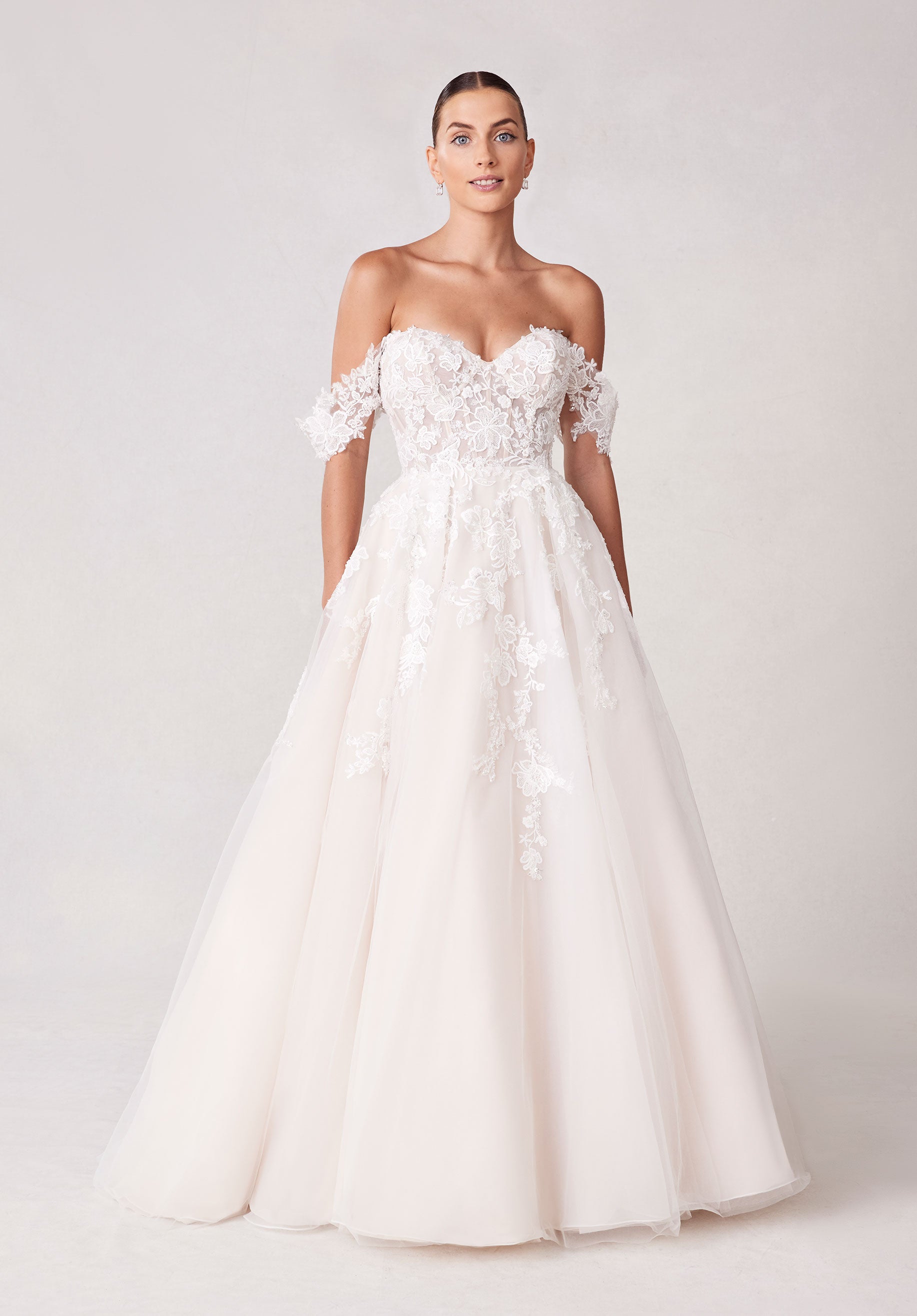 MGNY Madeline Gardner New York 2728 Long Ball Gown Lace Applique Wedding Dress