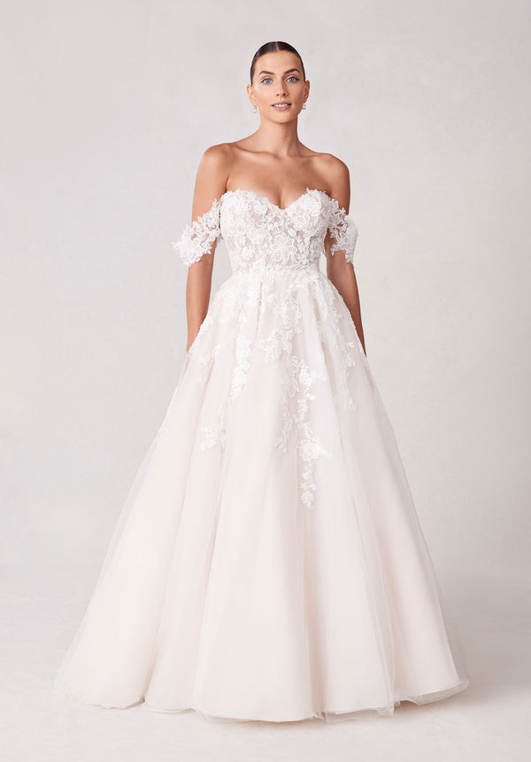 MGNY Madeline Gardner New York 2728 Long Ball Gown Lace Applique Wedding Dress
