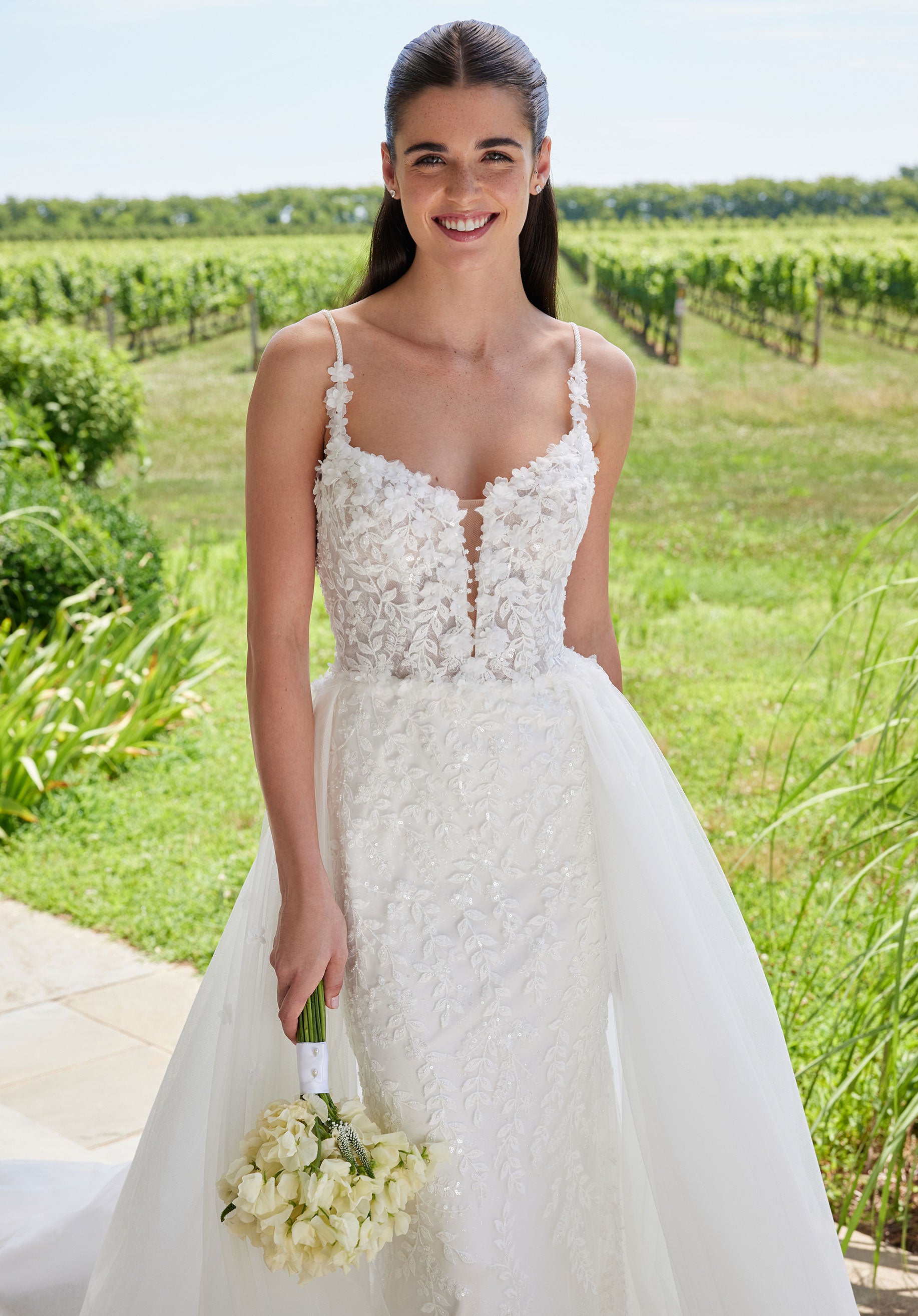 Wedding Dresses Long Glitter Lace Overskirt Wedding Dress Ivory/Sand/Honey