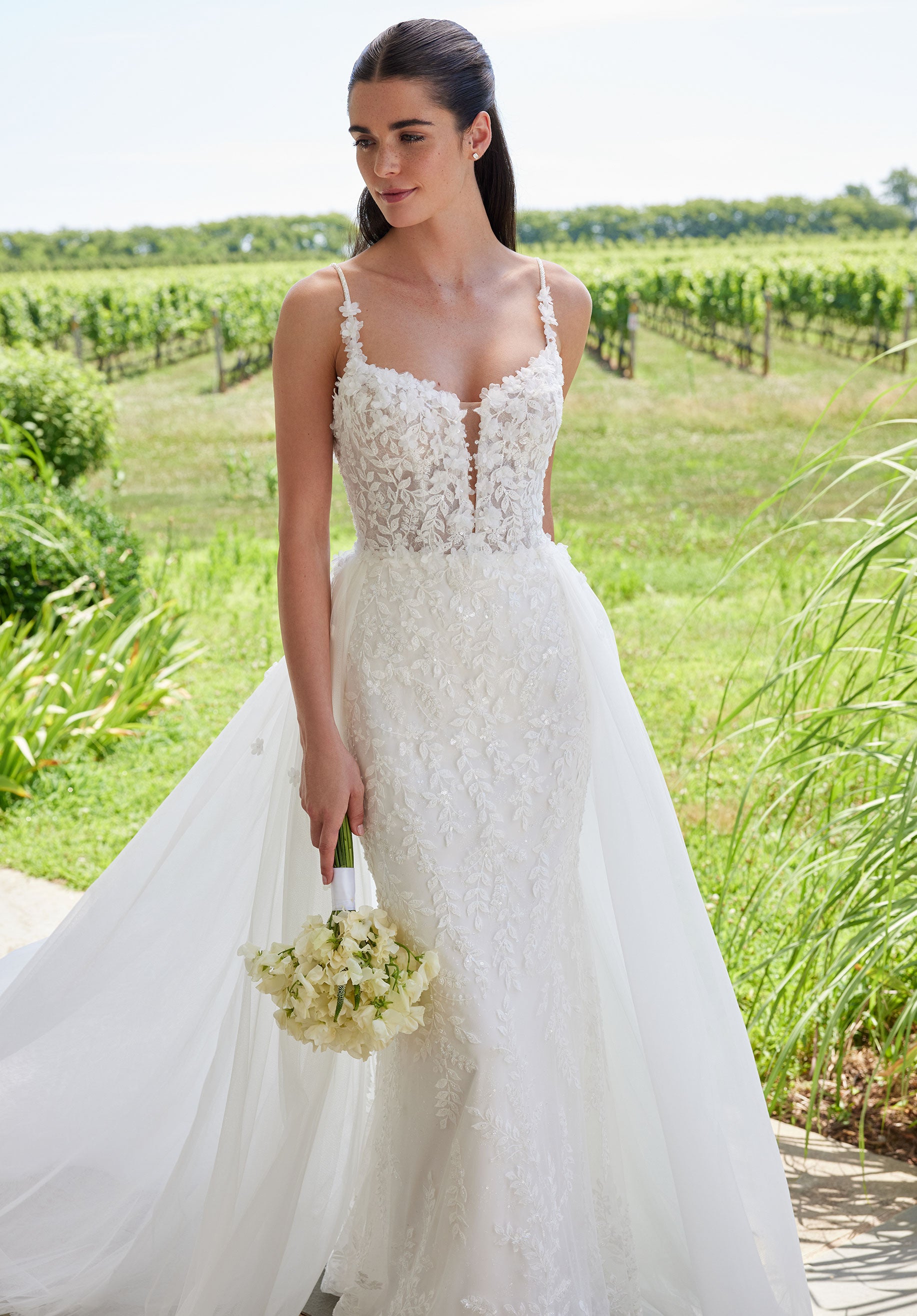 Wedding Dresses Long Glitter Lace Overskirt Wedding Dress Ivory/Sand/Honey