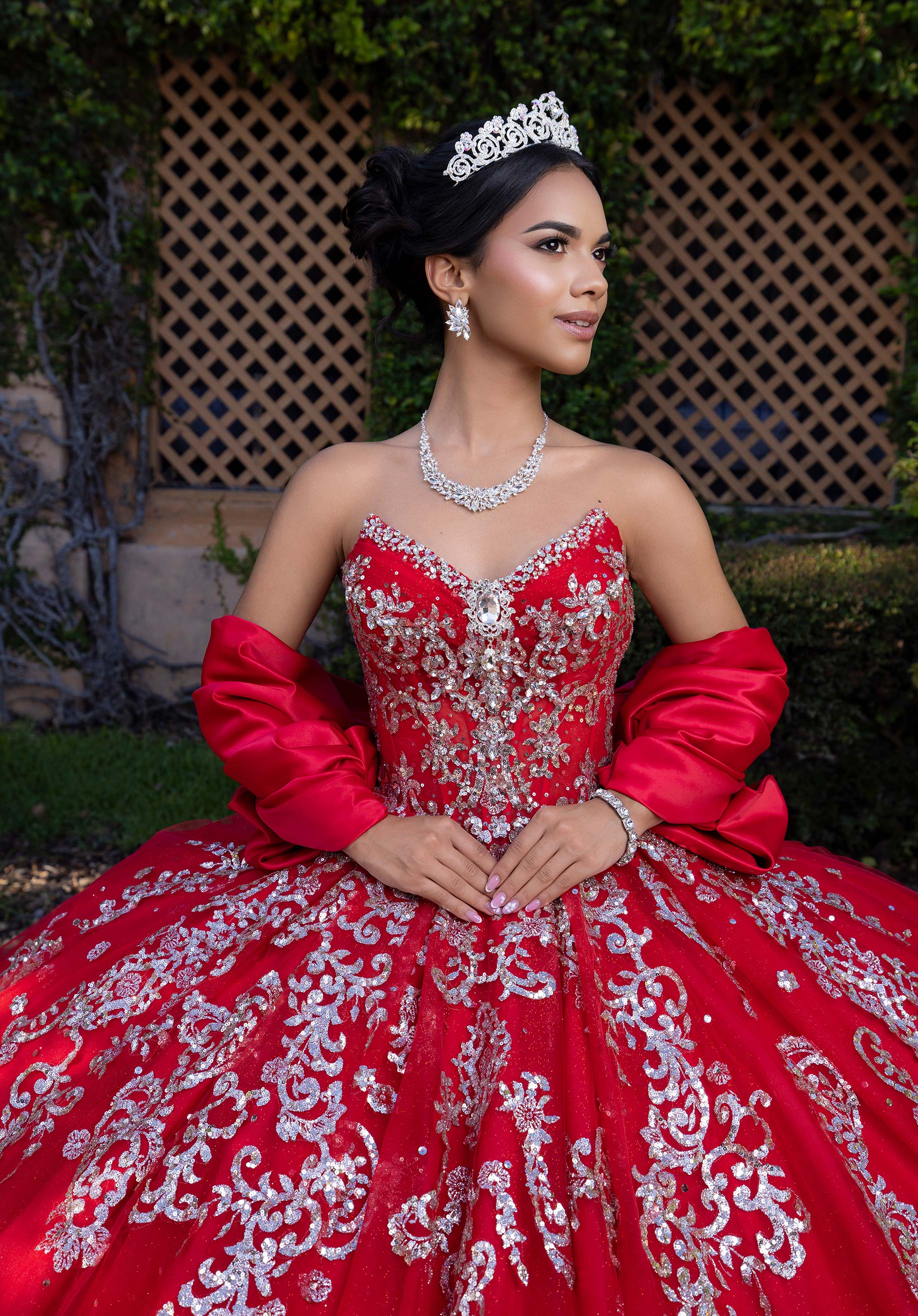 Strapless Curved Neck Floor-Length Tulle Quinceañera Ball Gown MGNY Madeline Gardner New York 4080008