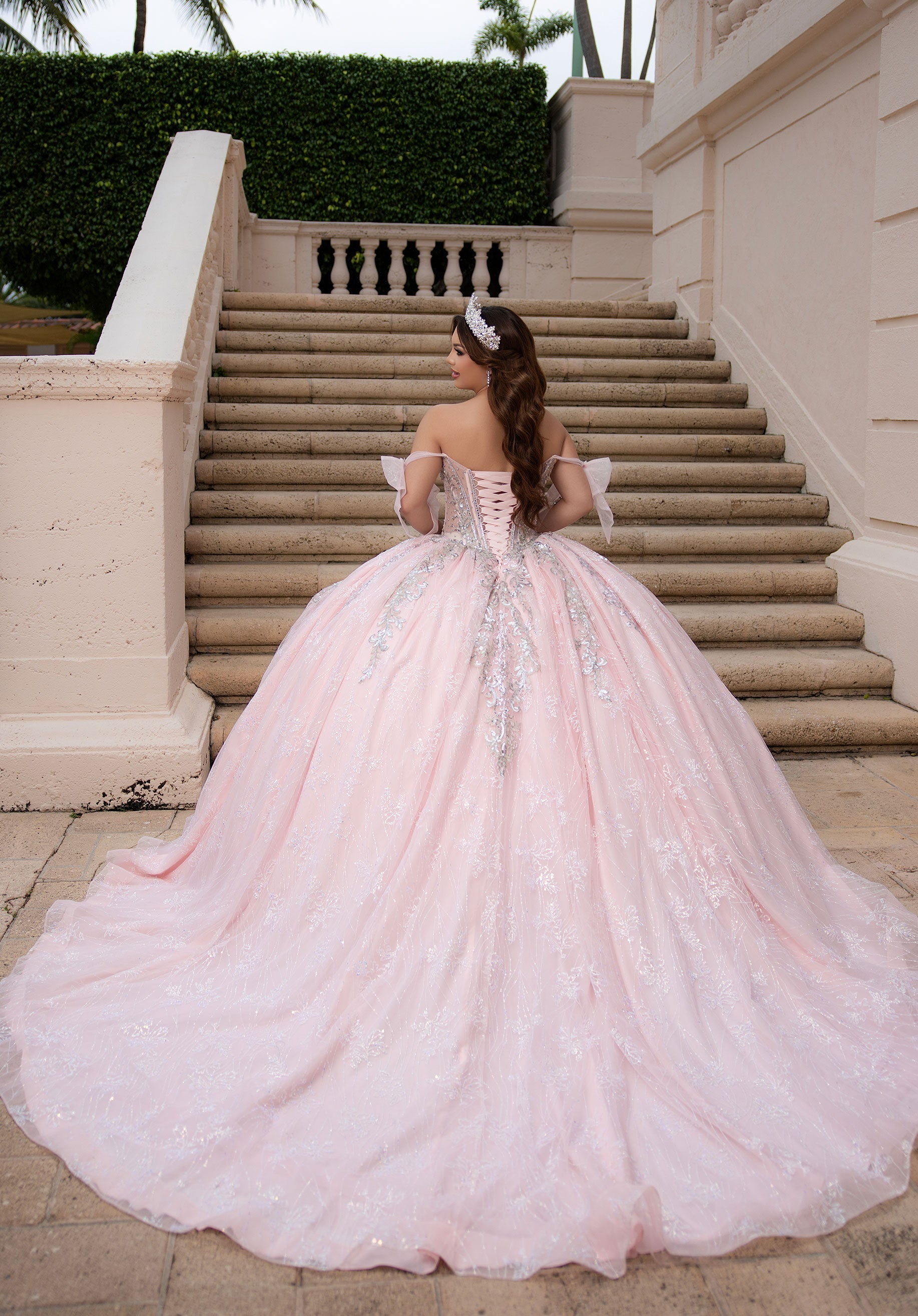 Sweetheart Floor-Length Tulle Quinceañera Ball Gown MGNY 4080060